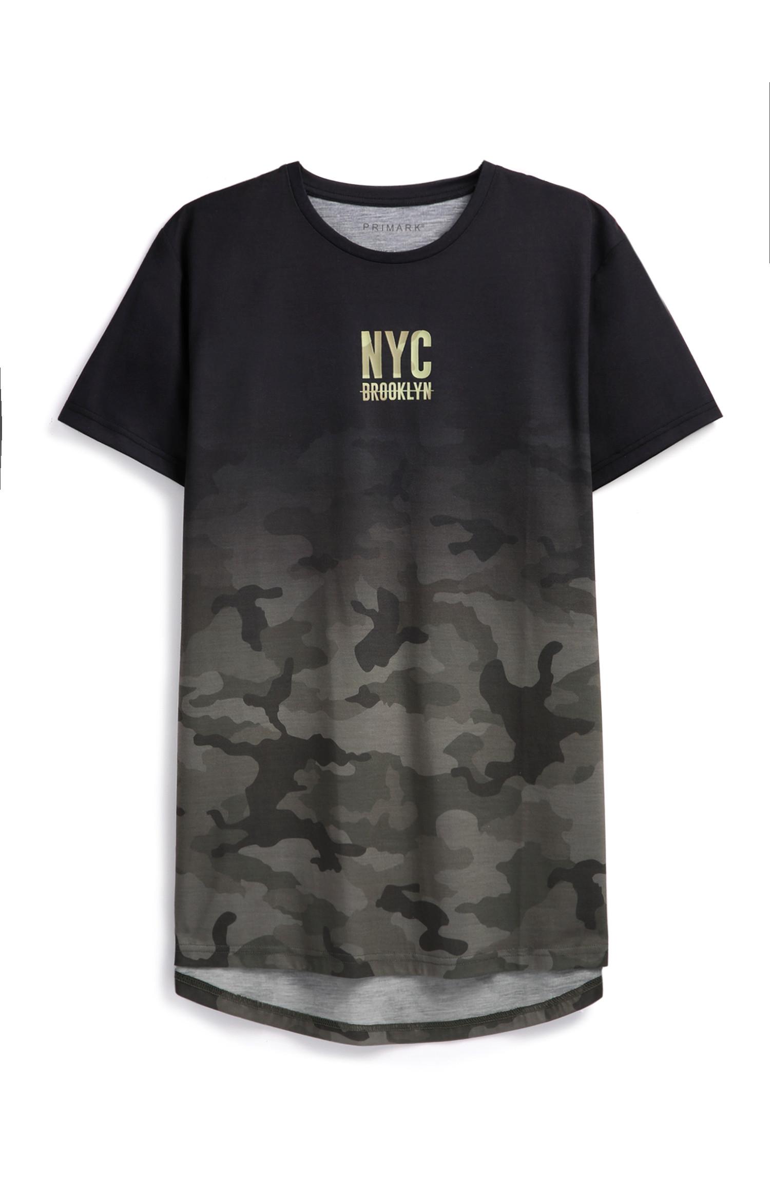 T-Shirt mit verblasstem Tarnmuster