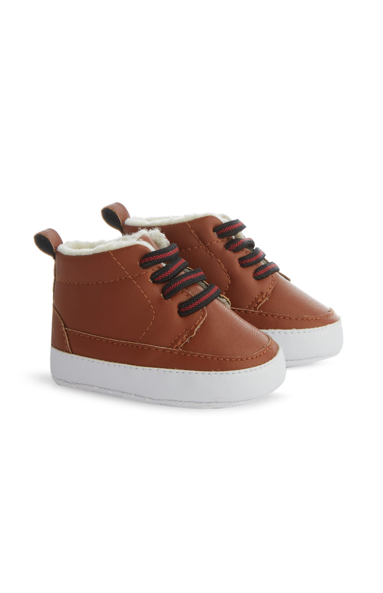 Hellbraune Stiefel für Babys (J)