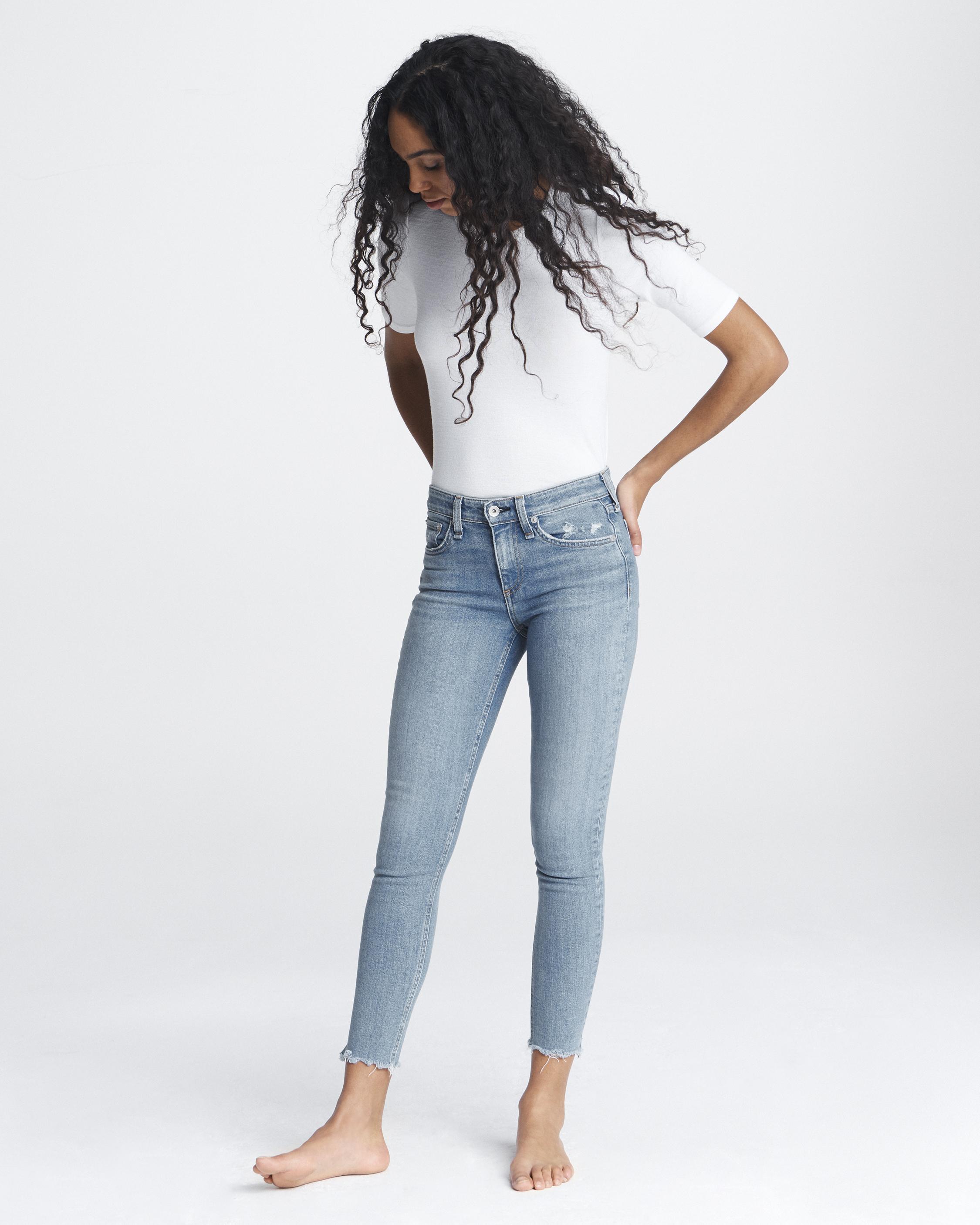 Mid-Rise Ankle Skinny Jeans in Palmer & bone