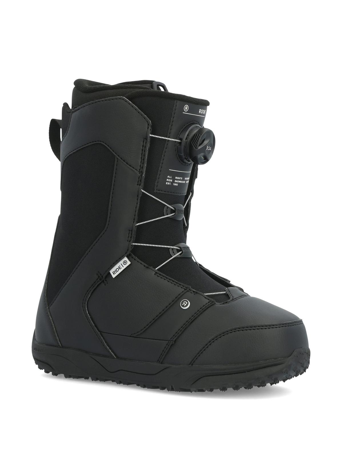 All black best sale snow boots