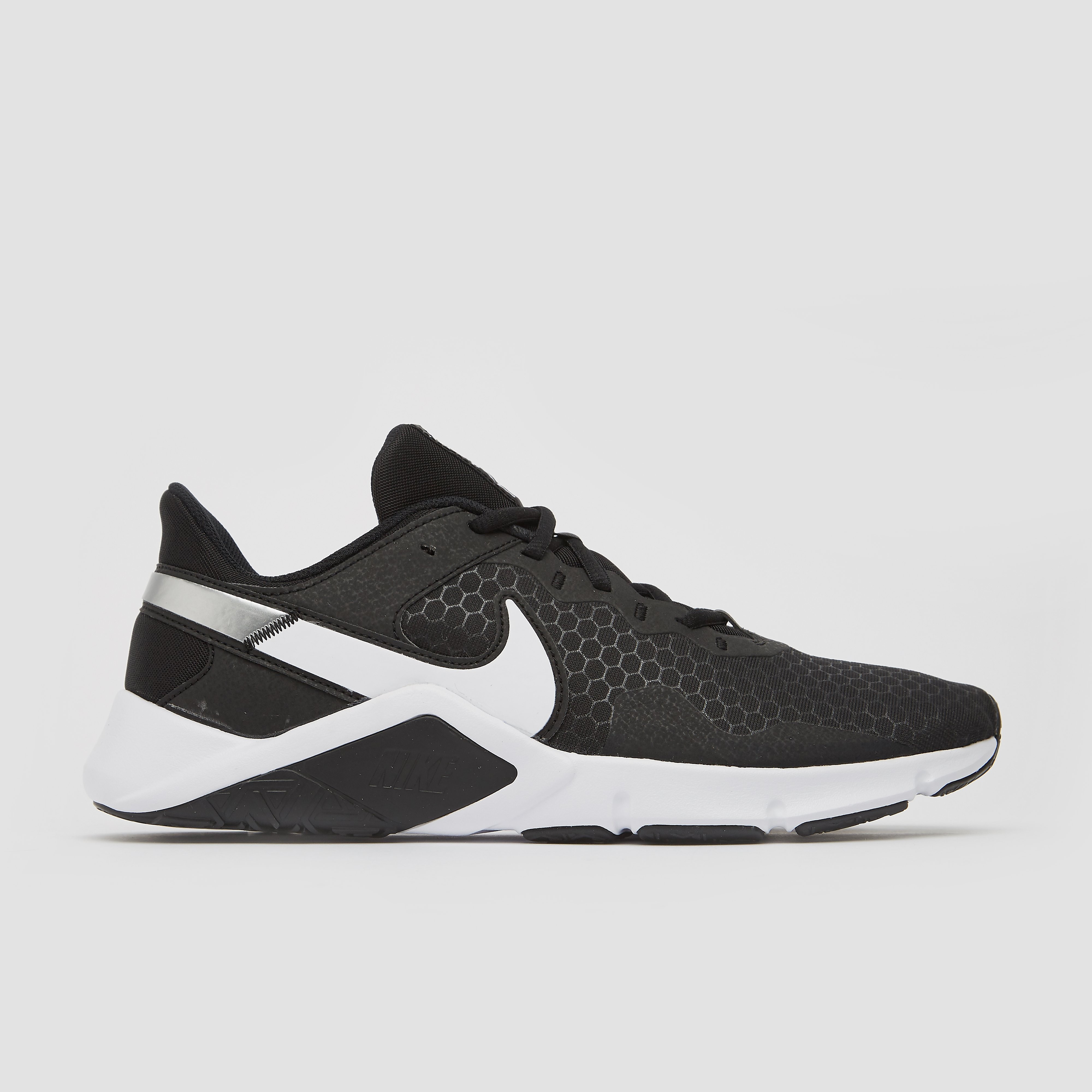 Nike Legend Essential 2