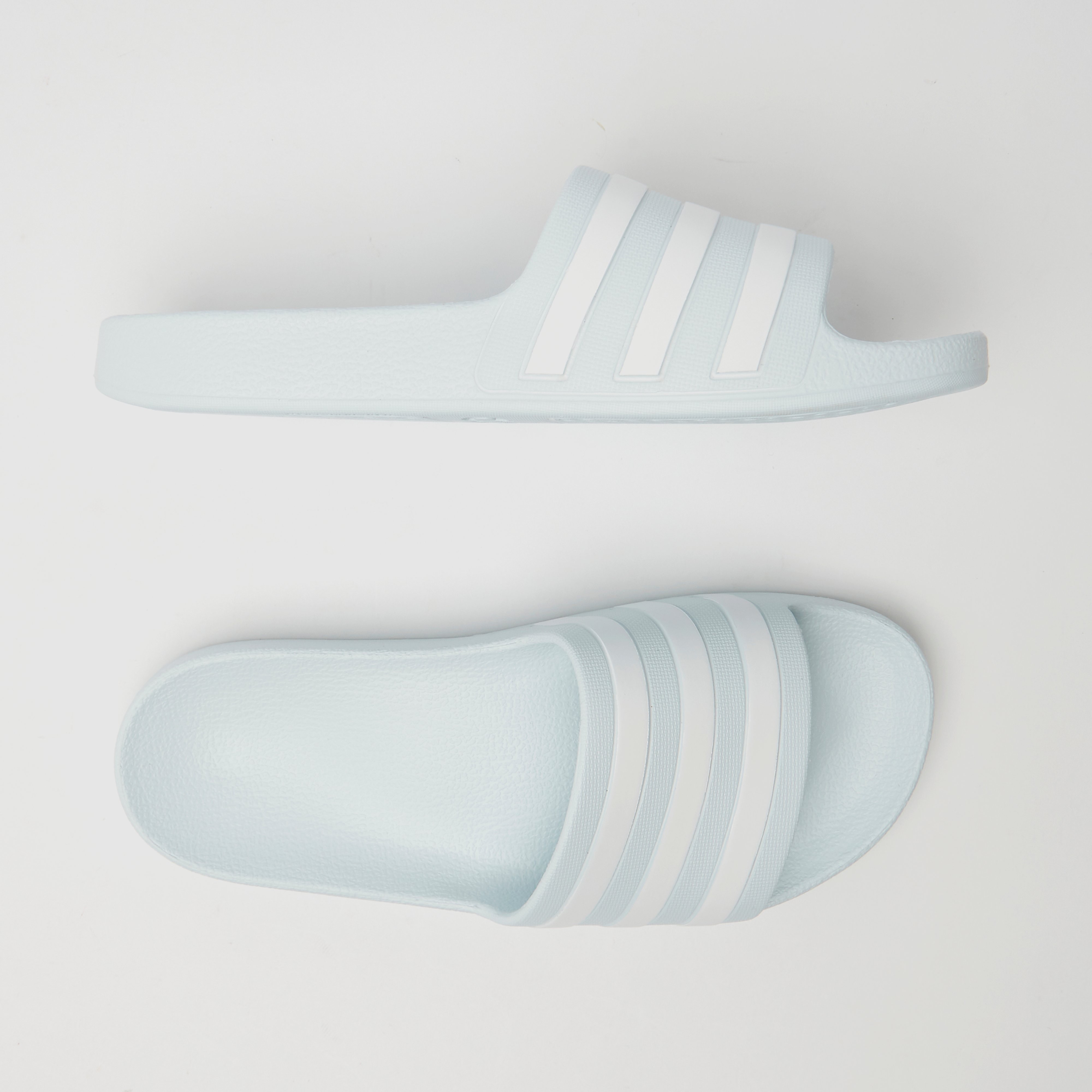 adidas Slippers - Maat 37 - Unisex - lichtblauw - wit