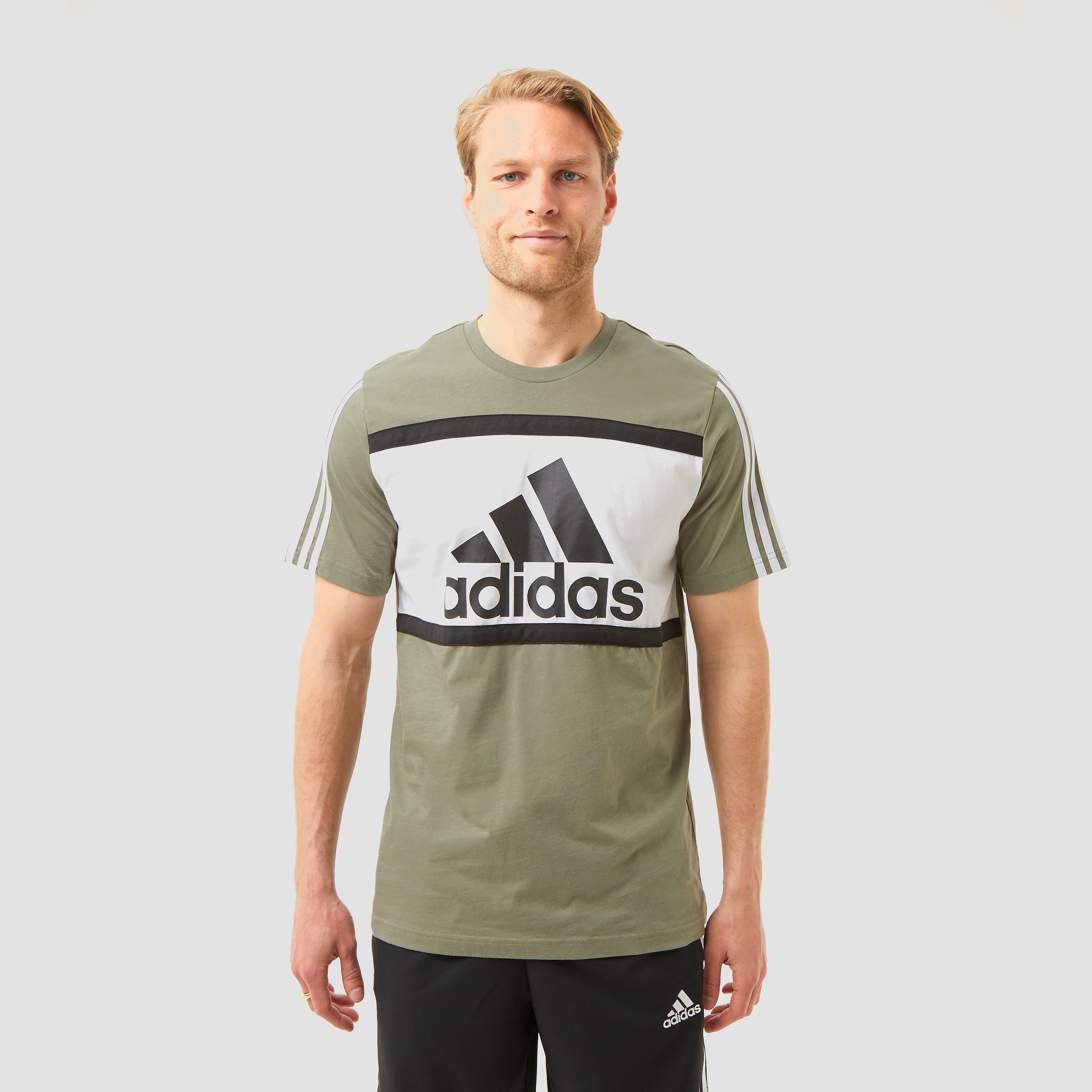 adidas Adidas essentials logo colorblock shirt groen heren heren