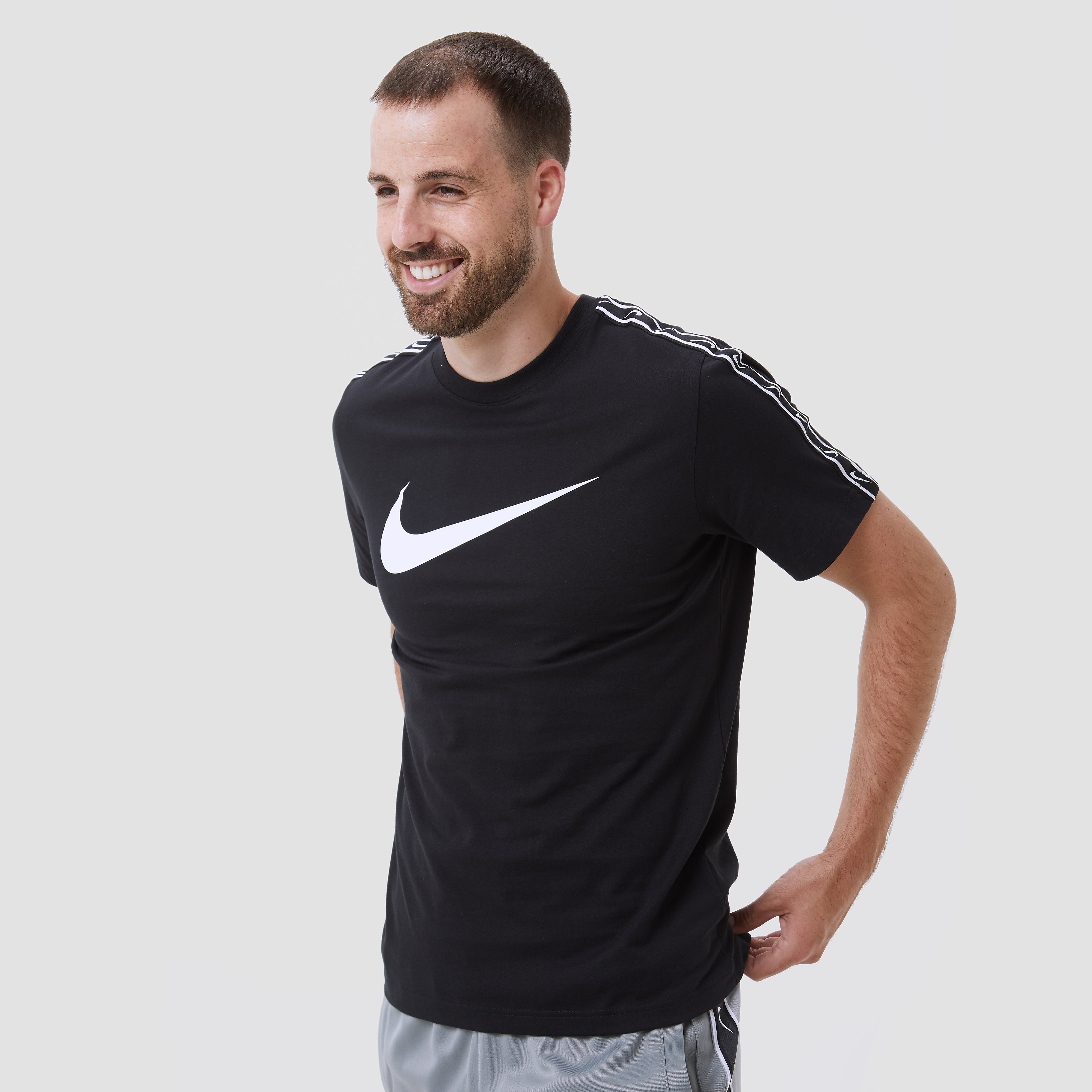 Nike Sportswear T-shirt Mannen - Maat L