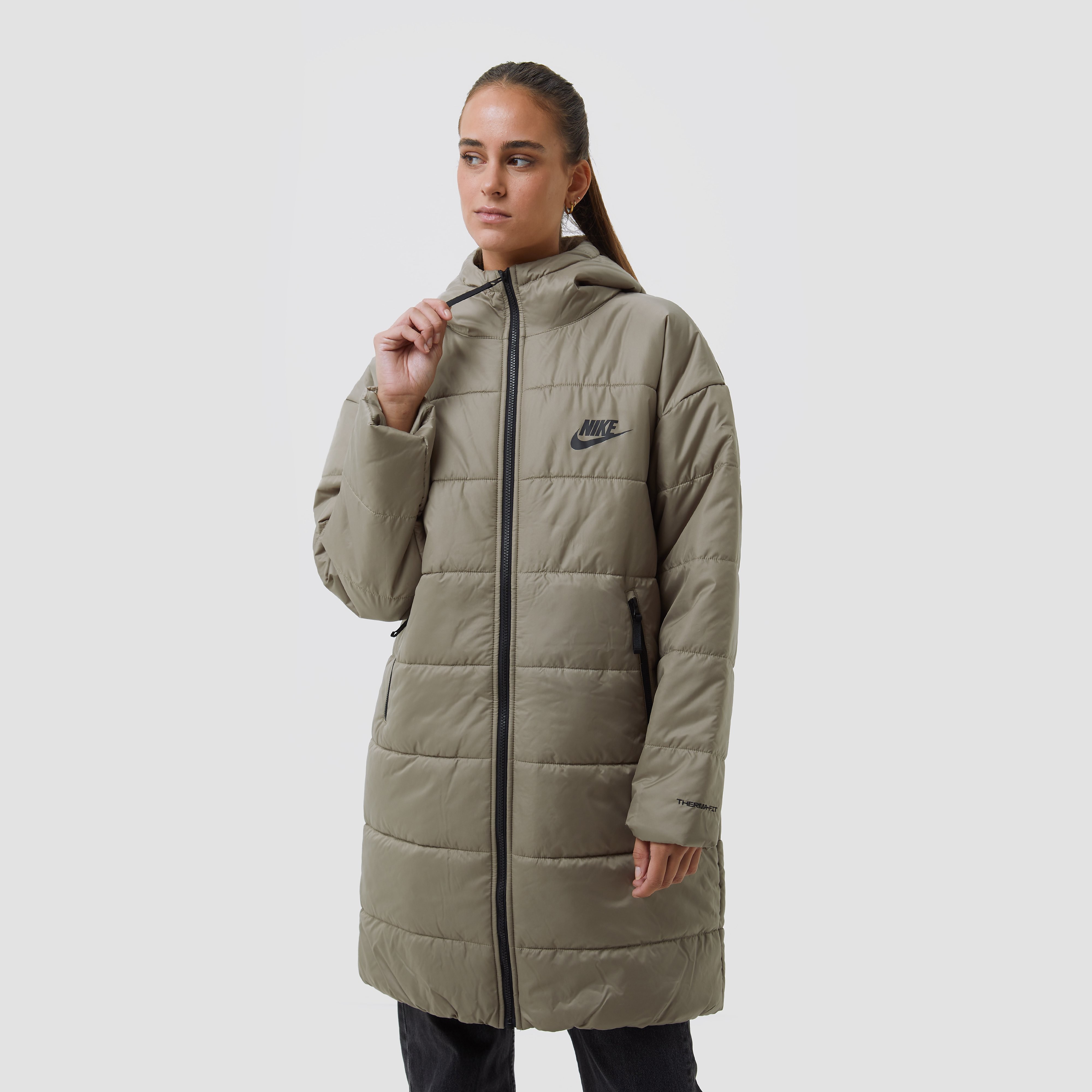 Nike W NSW SYN TF RPL HD PARKA Dames Sportjas - Matte Olive - Maat M