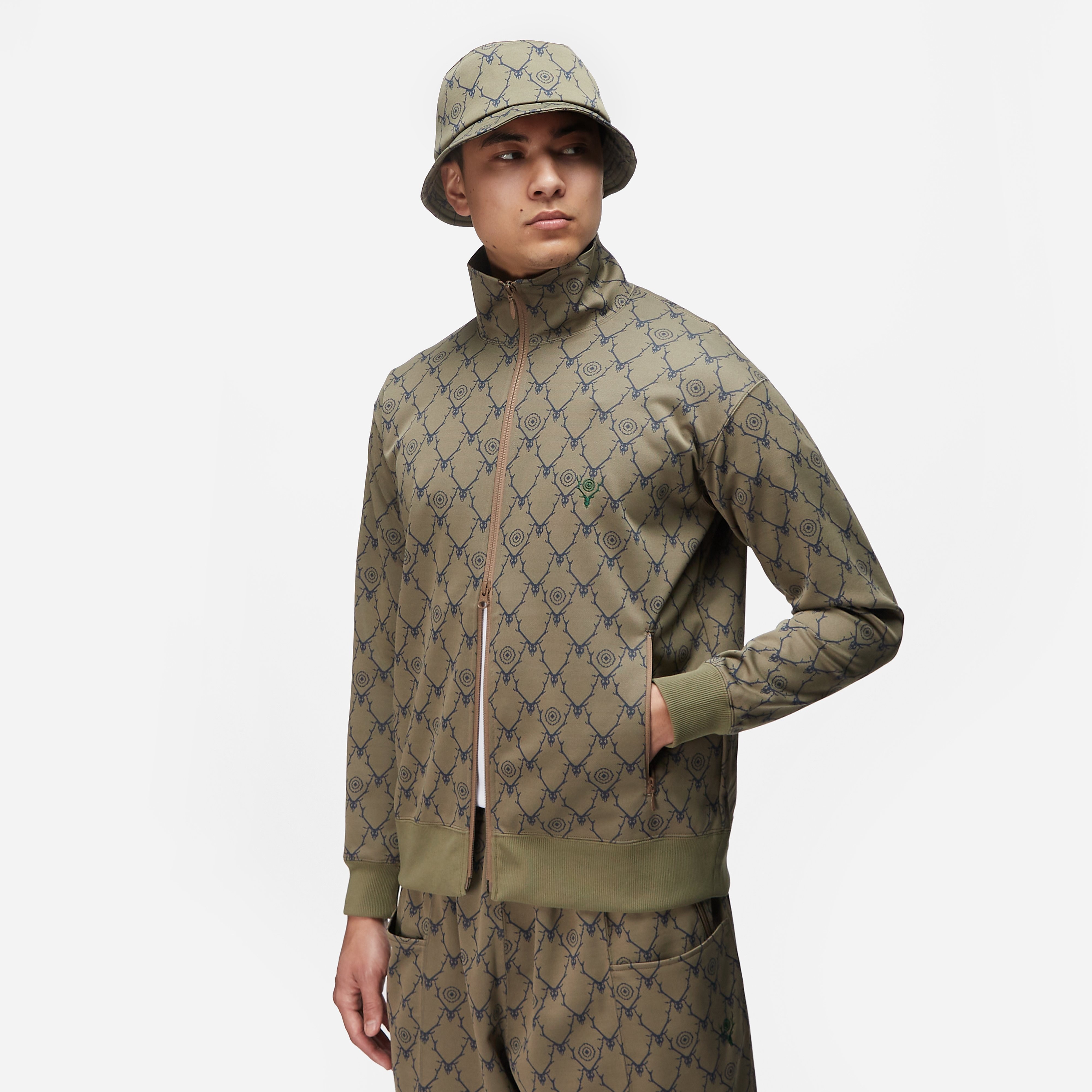 South2 West8 Trainer Jacket, Green | The Hoxton Trend