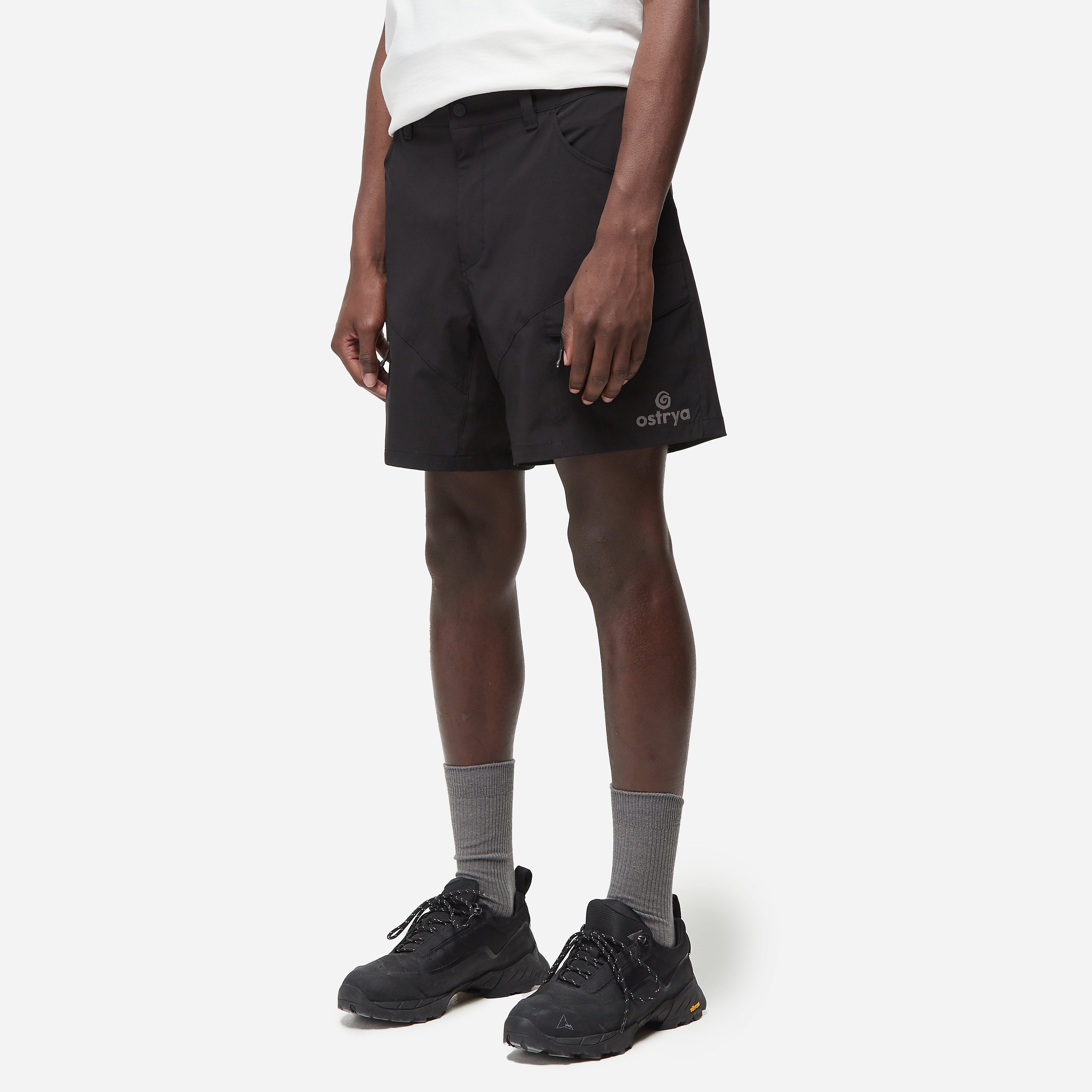Ostrya Yarrow Hiking Short, BLACK