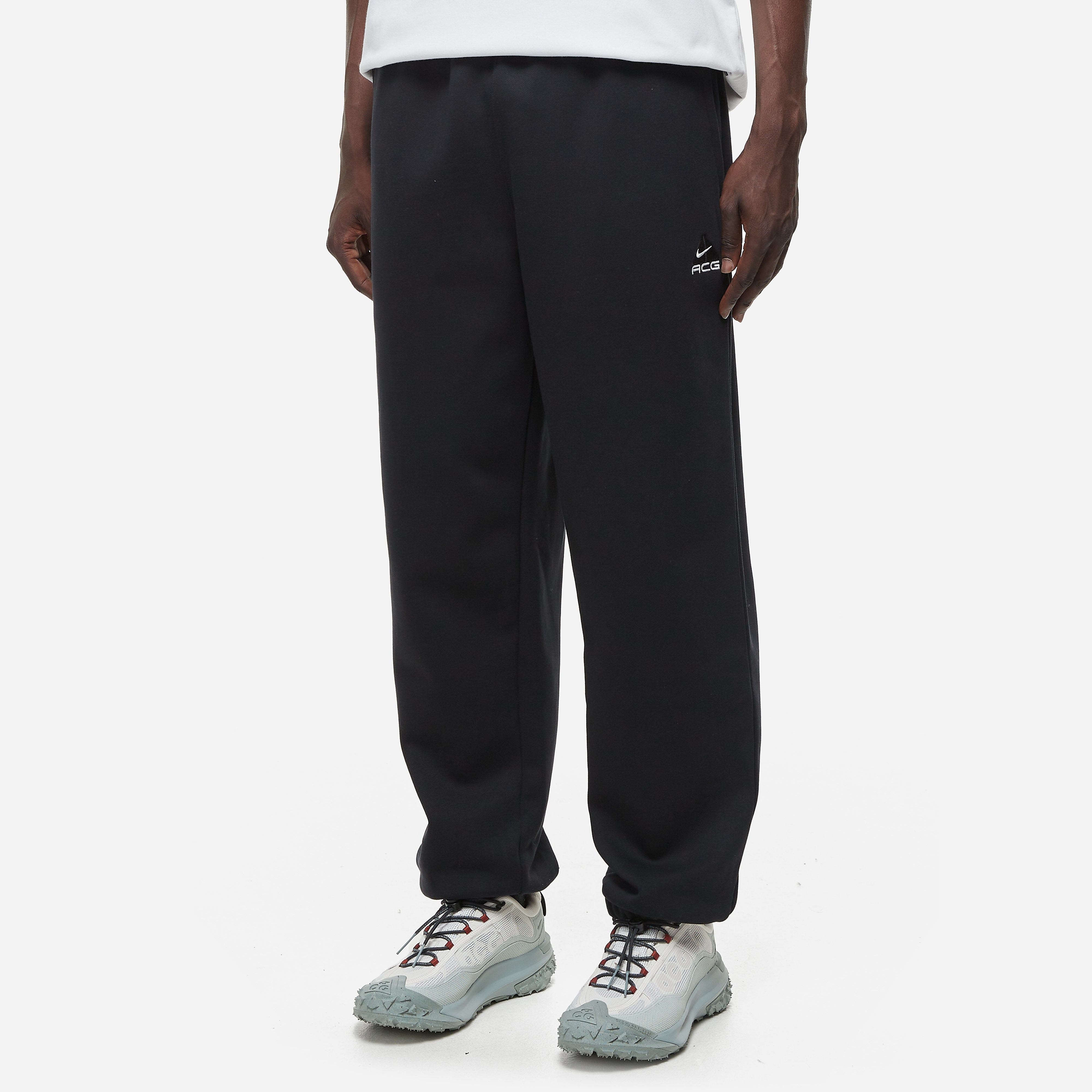 Nike ACG Lungs Therma-FIT Repel Tuff Fleece Pants, Black