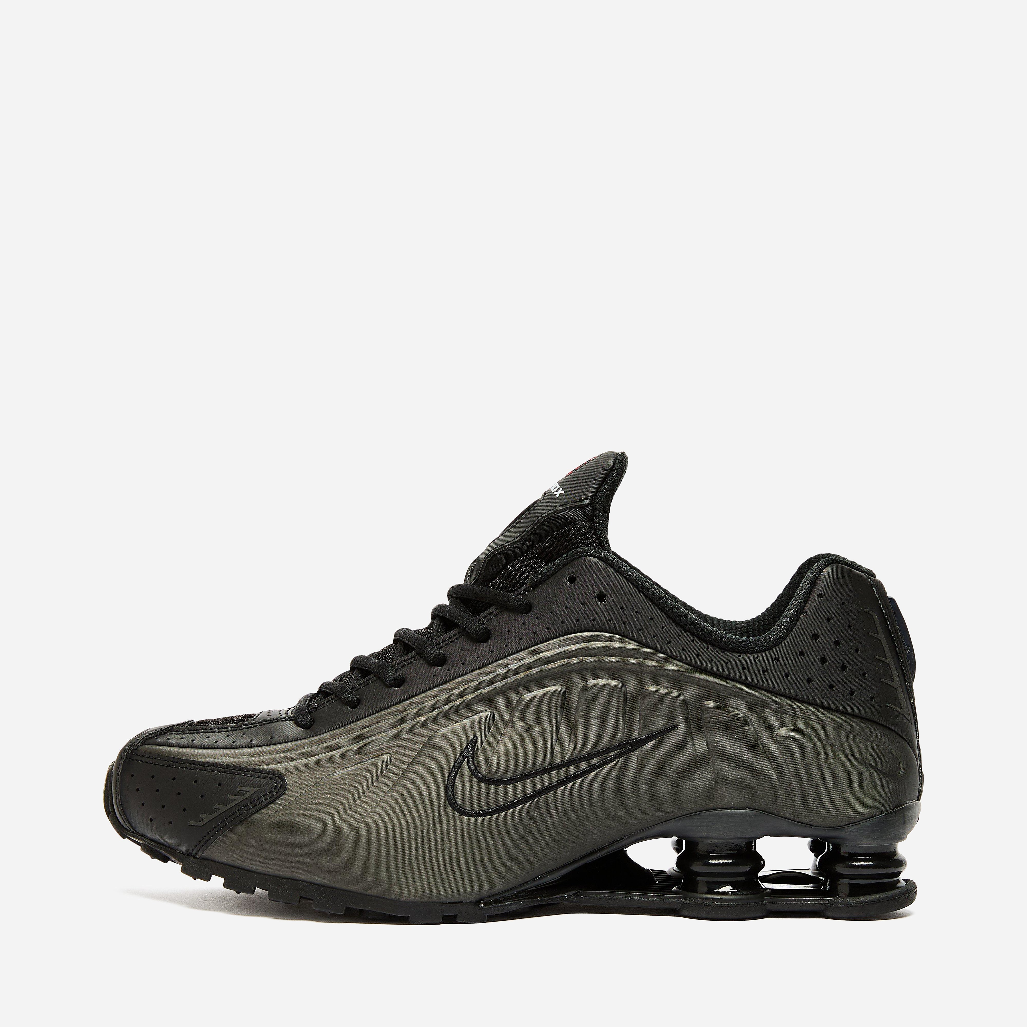 Nike Shox R4, Black - Curated Menswear