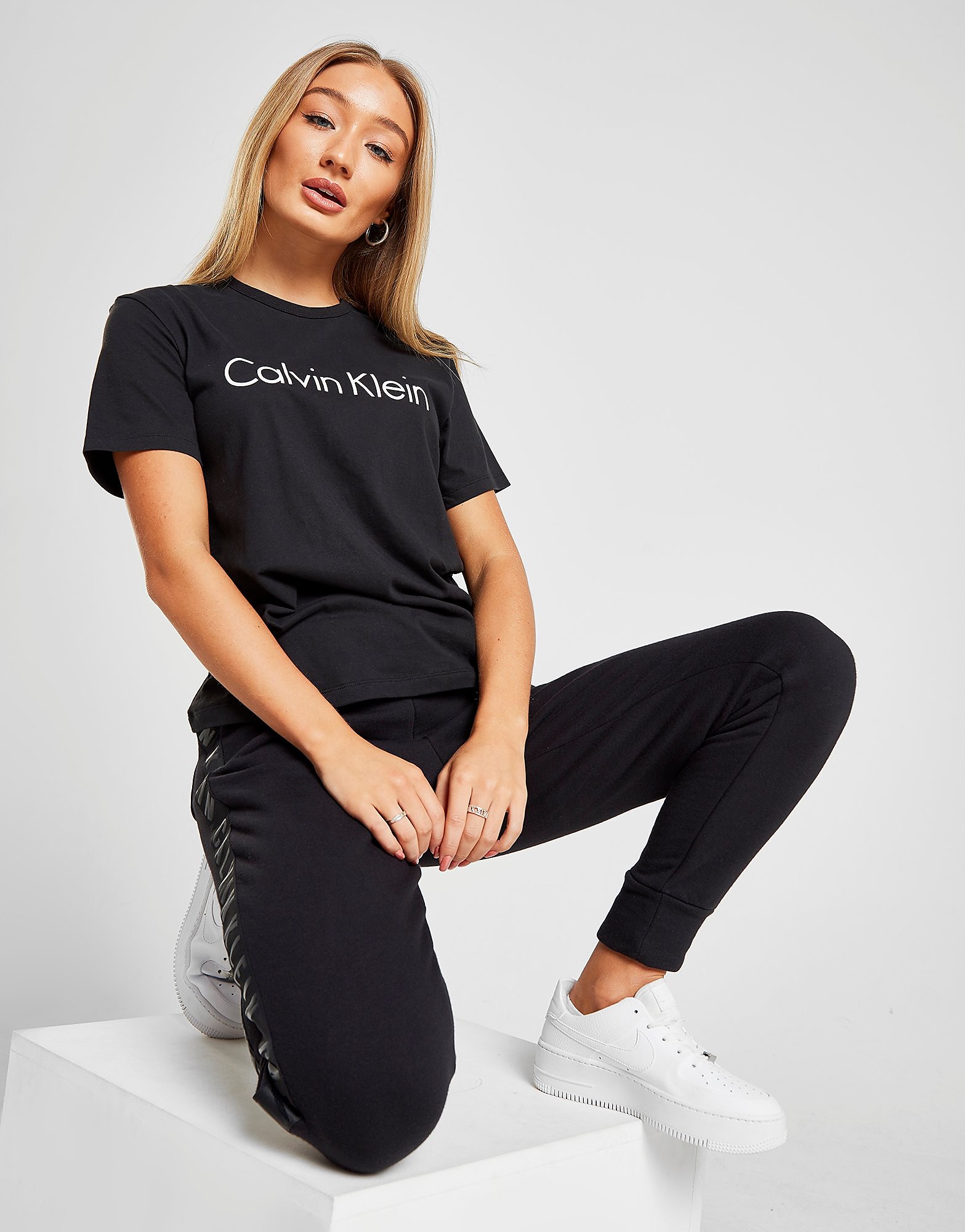

Calvin Klein Logo T-Shirt - Black/White - Womens, Black/White