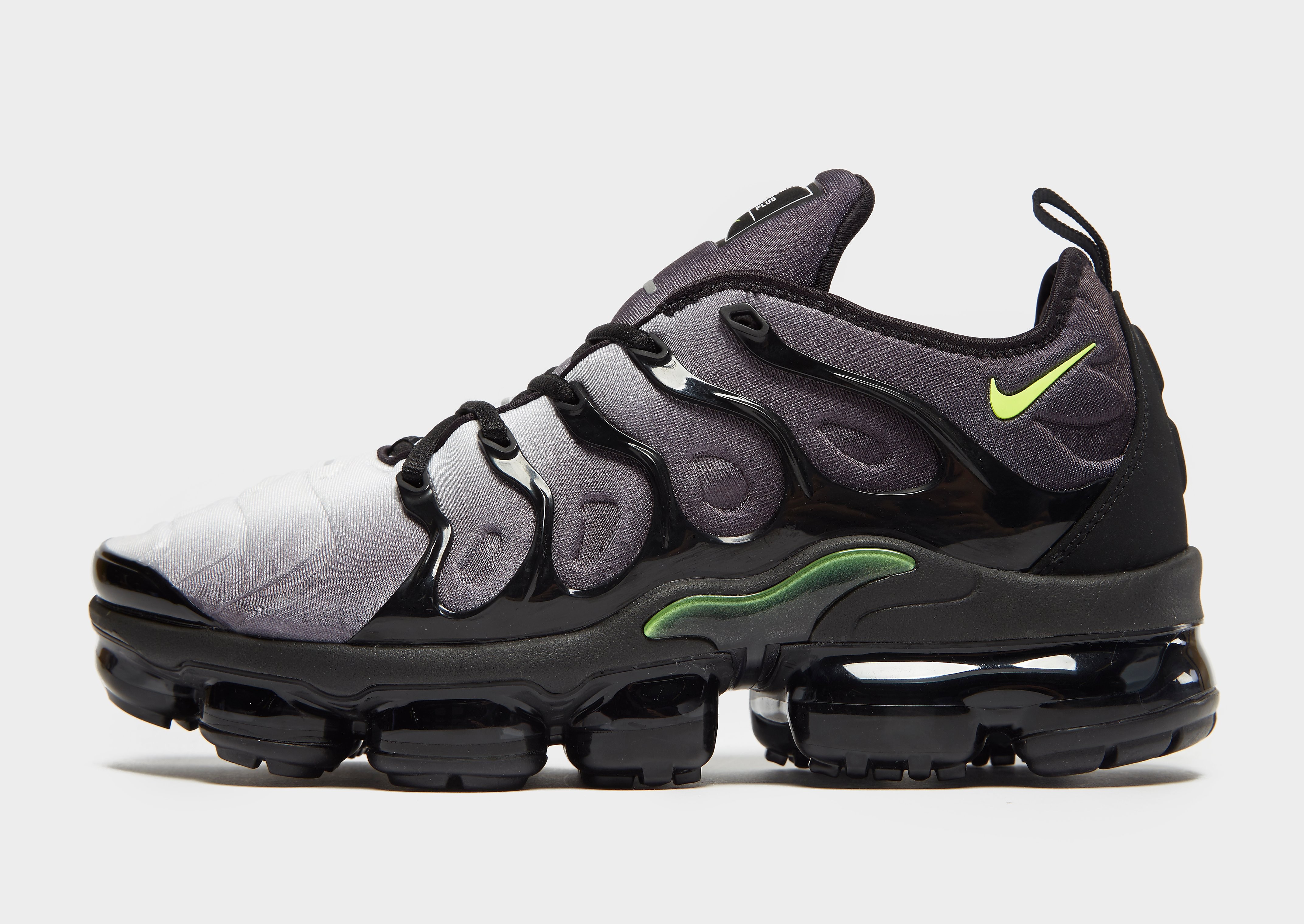 

Nike Air VaporMax Plus - Black/White - Mens, Black/White