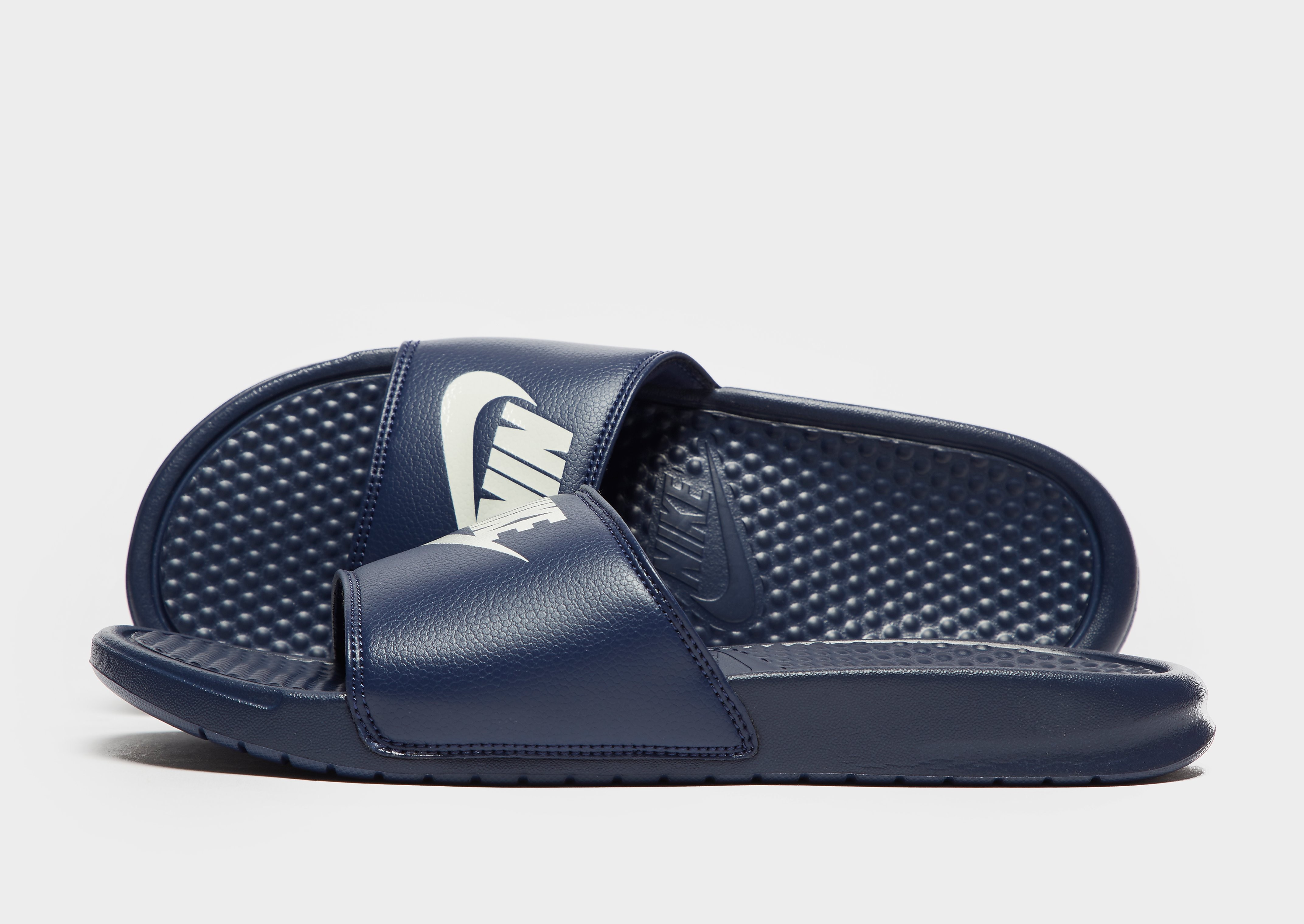 claquette nike foot locker