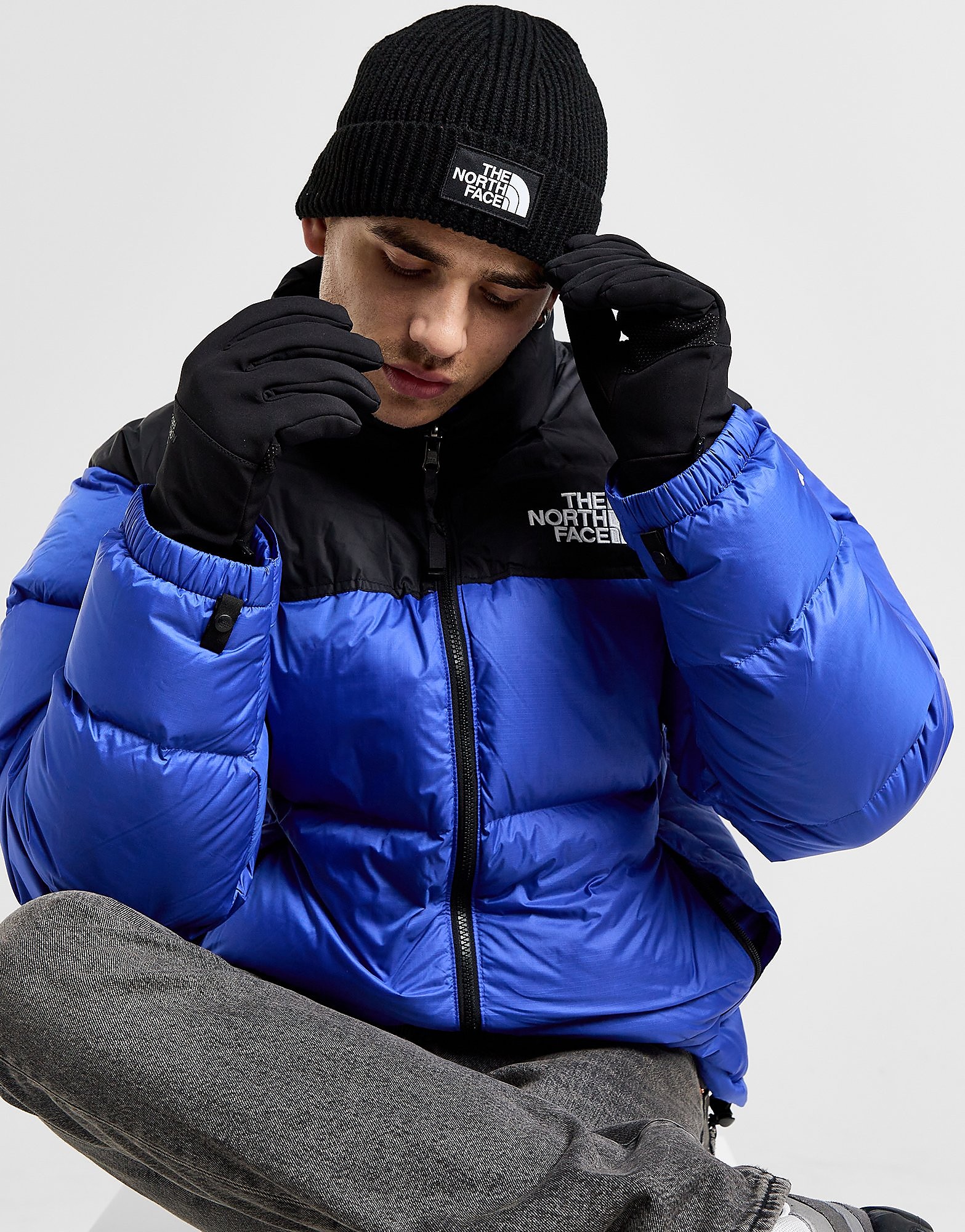 

The North Face Logo Beanie - Black - Womens, Black
