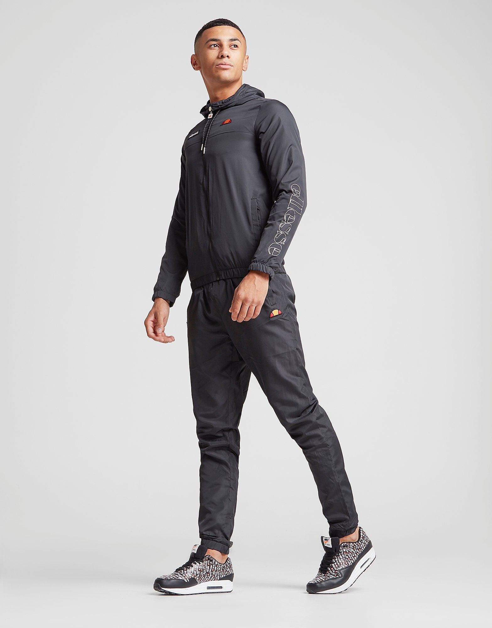 Ellesse Clipio Woven Tracksuit Heren Alleen Bij Jd Zwart ellesse kopen in de aanbieding