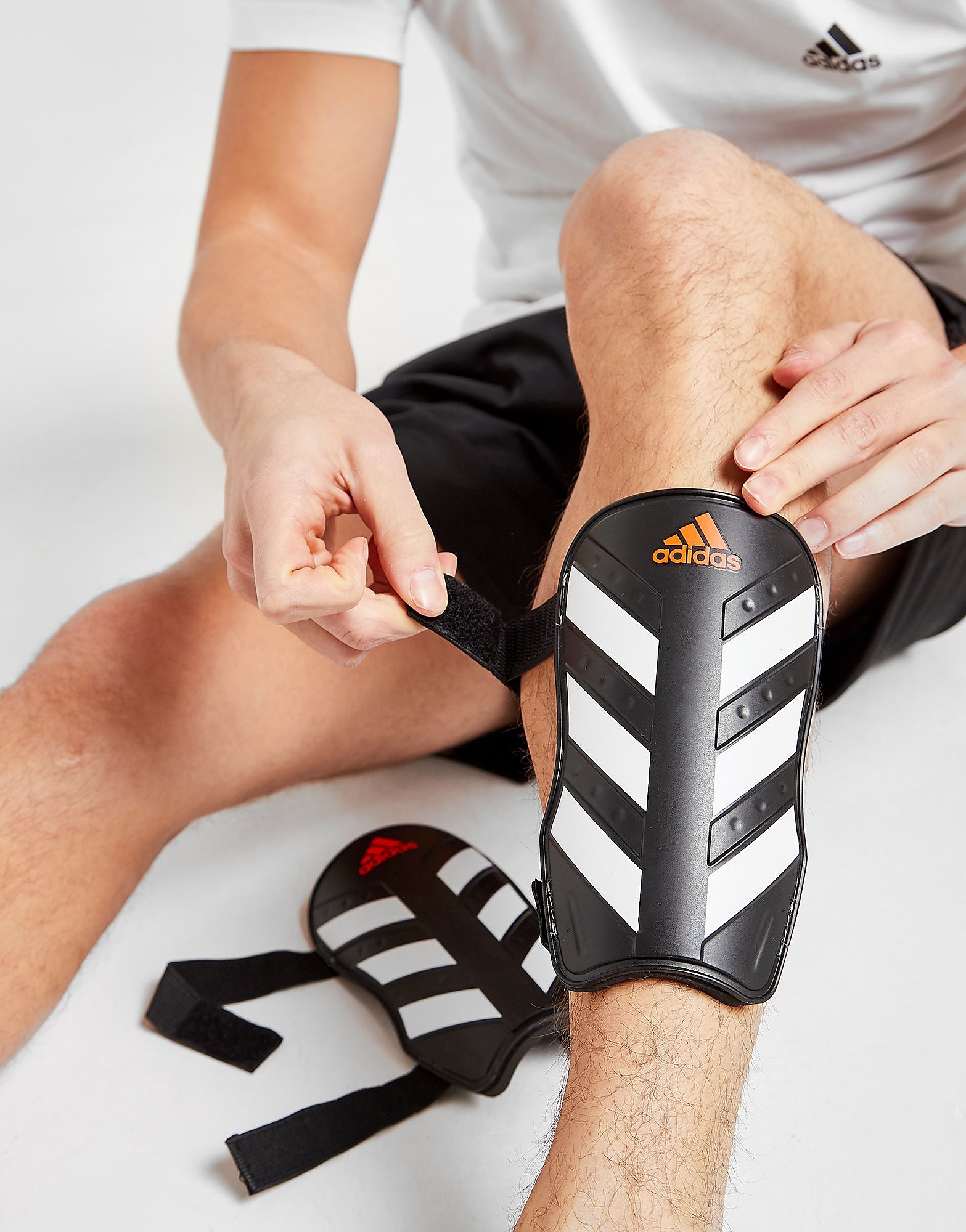 adidas Everlite 19 Shin Guards - Black/White - Womens, Black/White