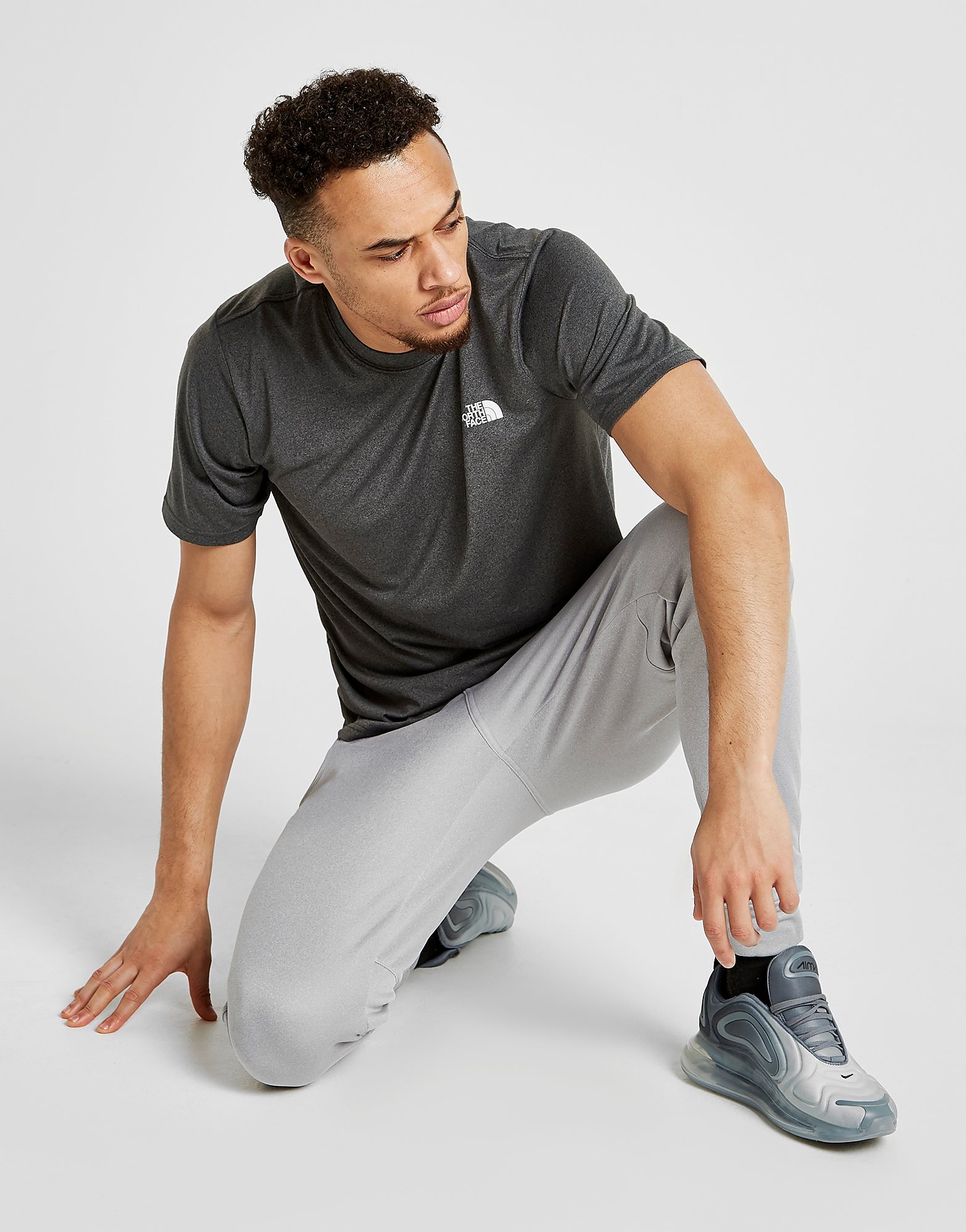 The North Face Reaxion T Shirt Heren Grijs the north face kopen in de aanbieding