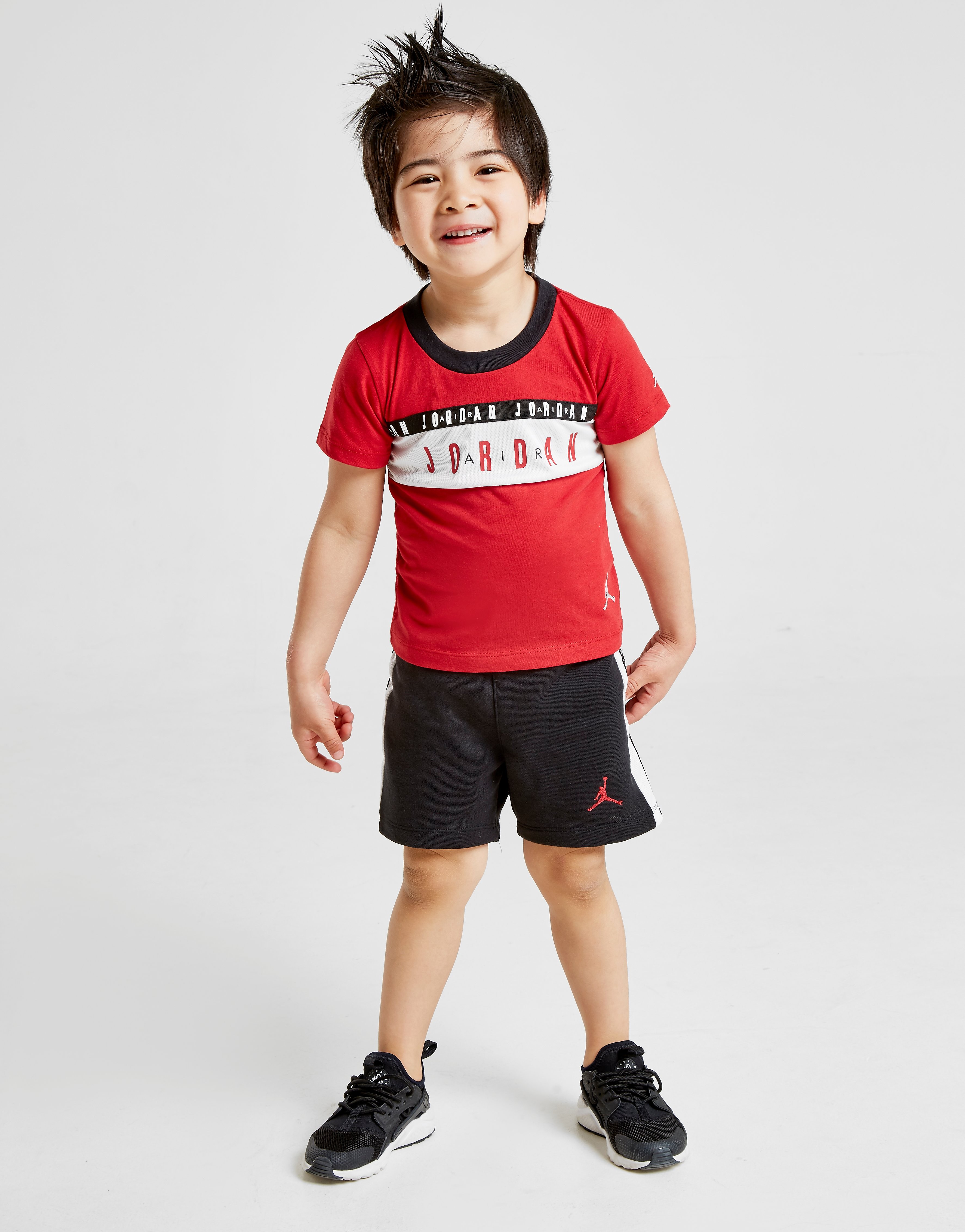 Jordan Air Tape T Shirtshorts Set Babys Rood Kind jordan kopen in de aanbieding