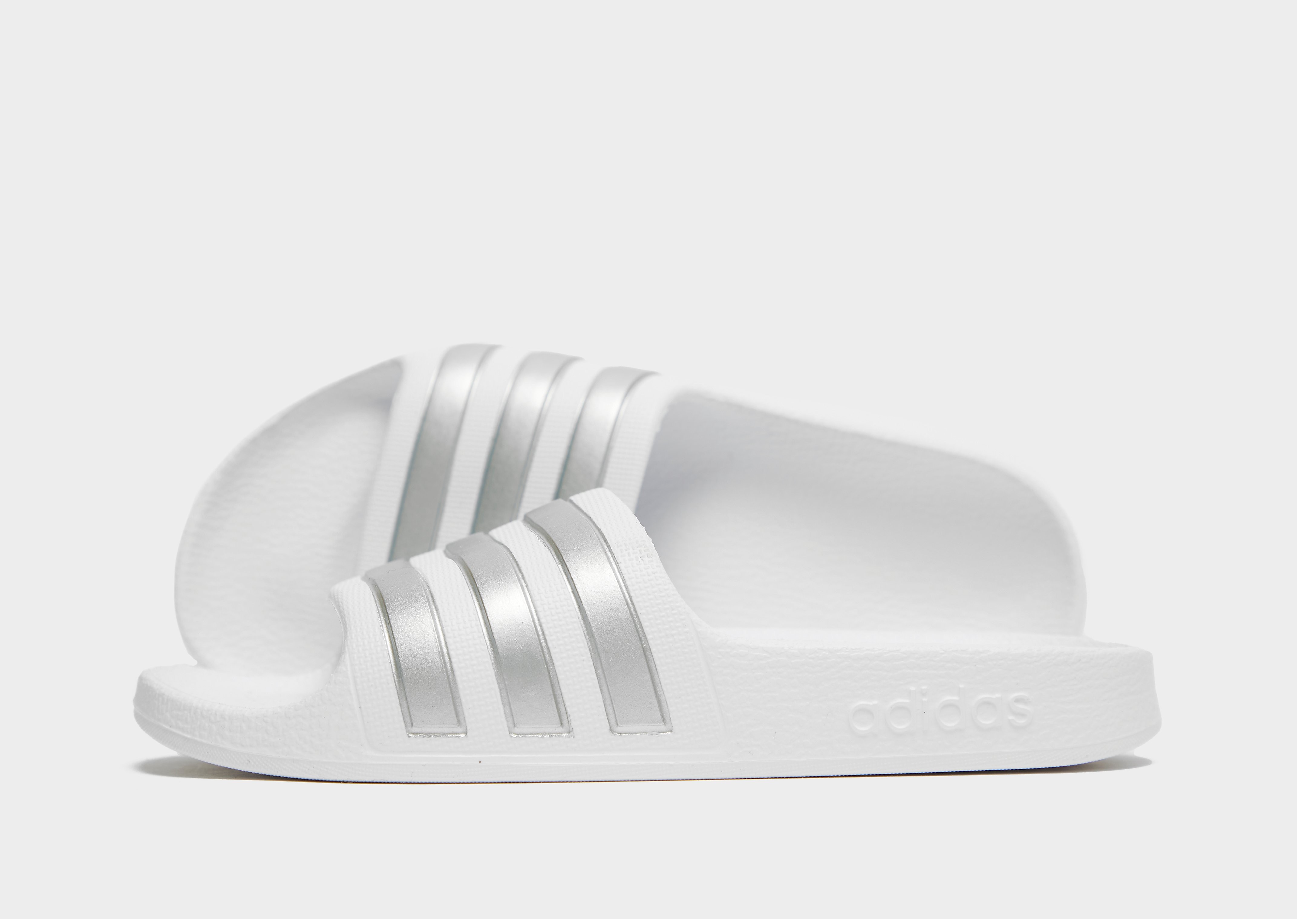 

adidas Originals Adilette Slides Children - White/Silver - Kids, White/Silver
