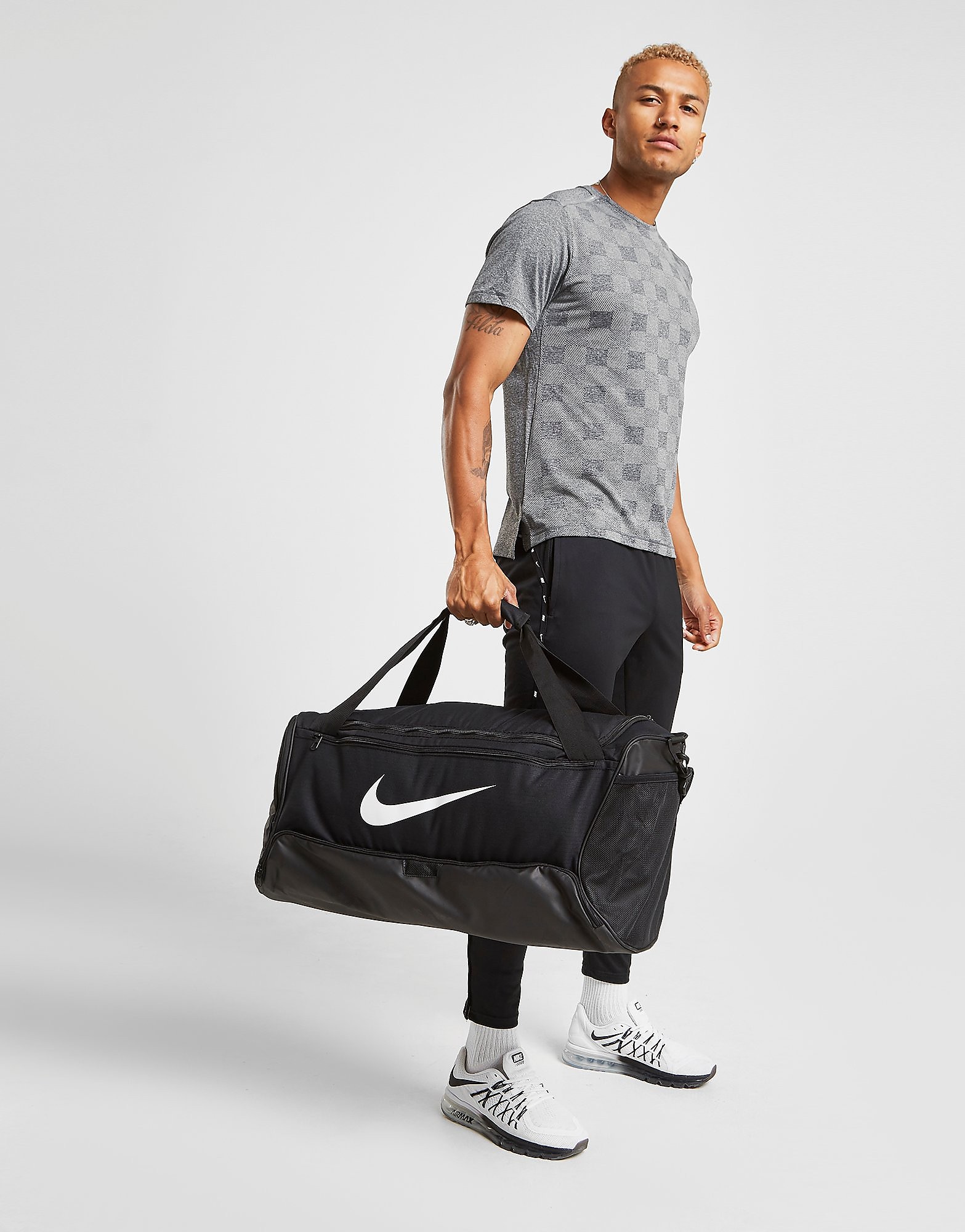 

Nike Medium Brasilia Bag - Black/White - Womens, Black/White