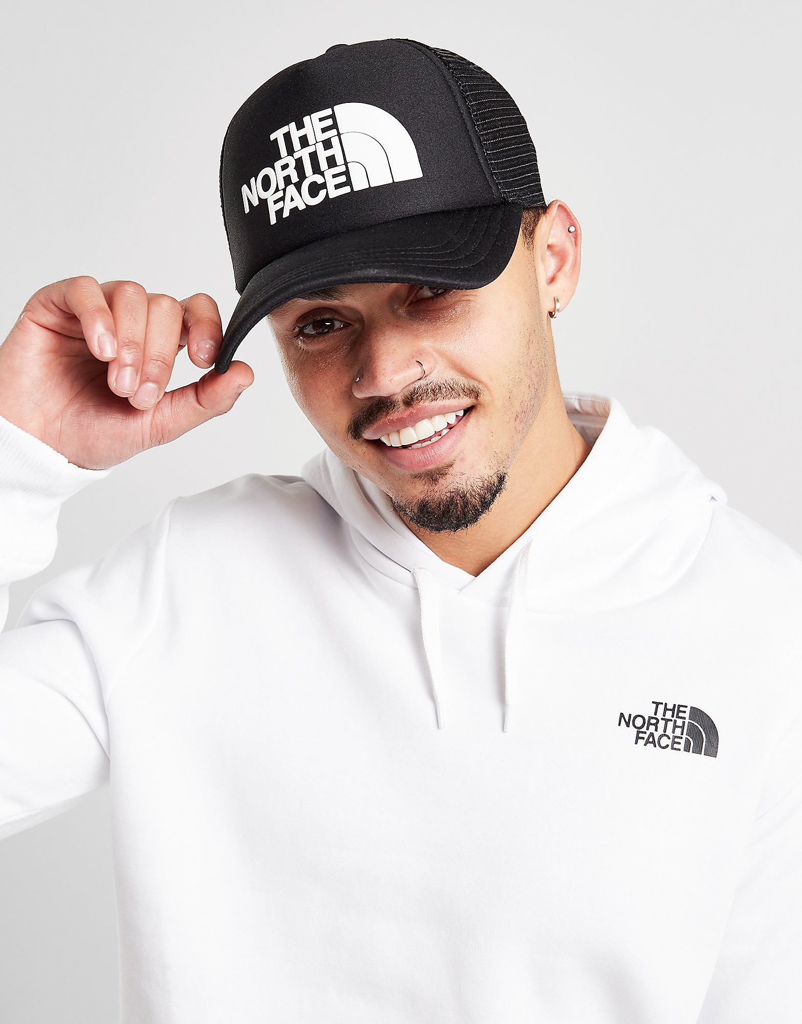 

The North Face Logo Trucker Cap - Black/White - Mens, Black/White