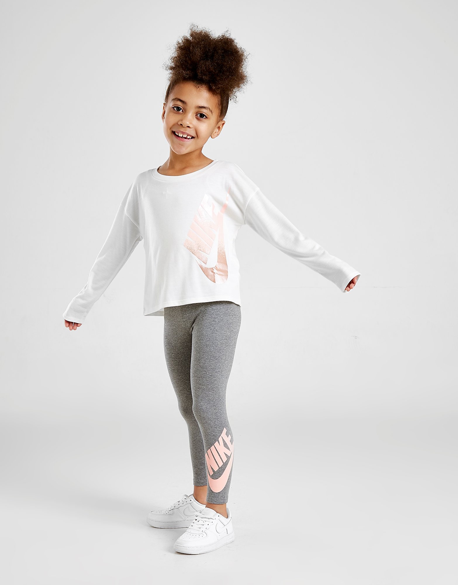

Nike Girls' Long Sleeve Logo T-Shirt Children - White/Pink - Kids, White/Pink