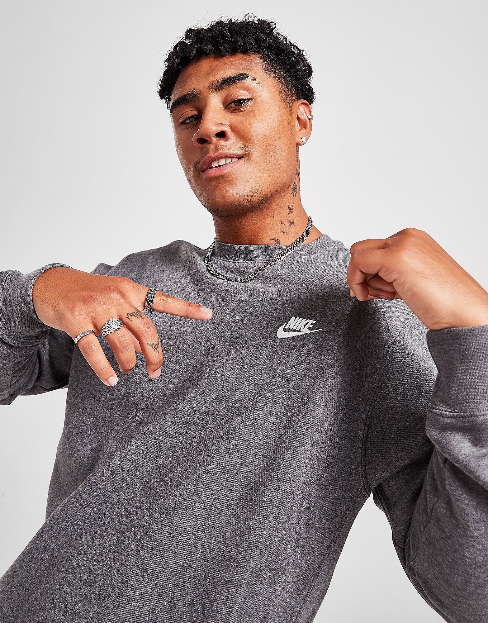 

Nike Sportswear Club Sweatshirt - Charcoal Heather/White - Mens, Charcoal Heather/White