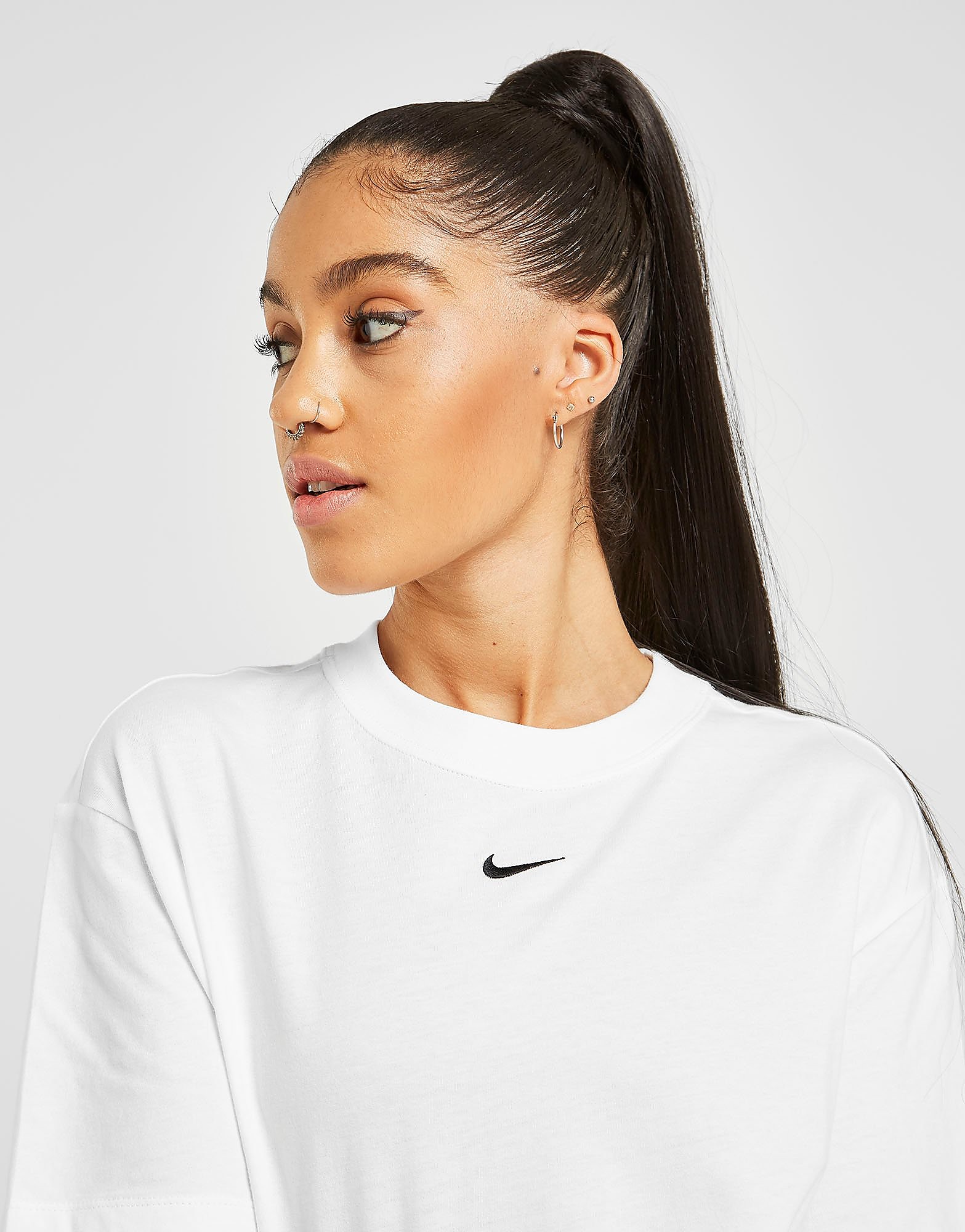 

Nike Sportswear Essential Oversized T-Shirt Women's - White/Black/Black, White/Black/Black