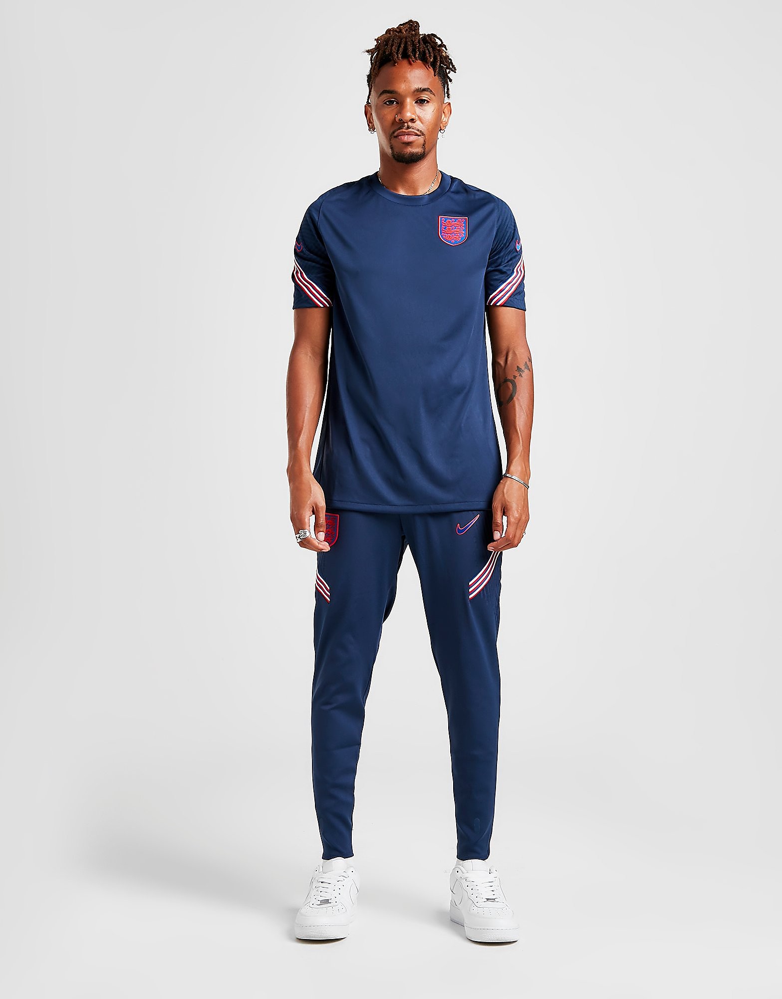 

Nike England VaporKnit Strike Track Pants - Midnight Navy/Sport Royal/Challenge Red - Mens, Midnight Navy/Sport Royal/Challenge Red