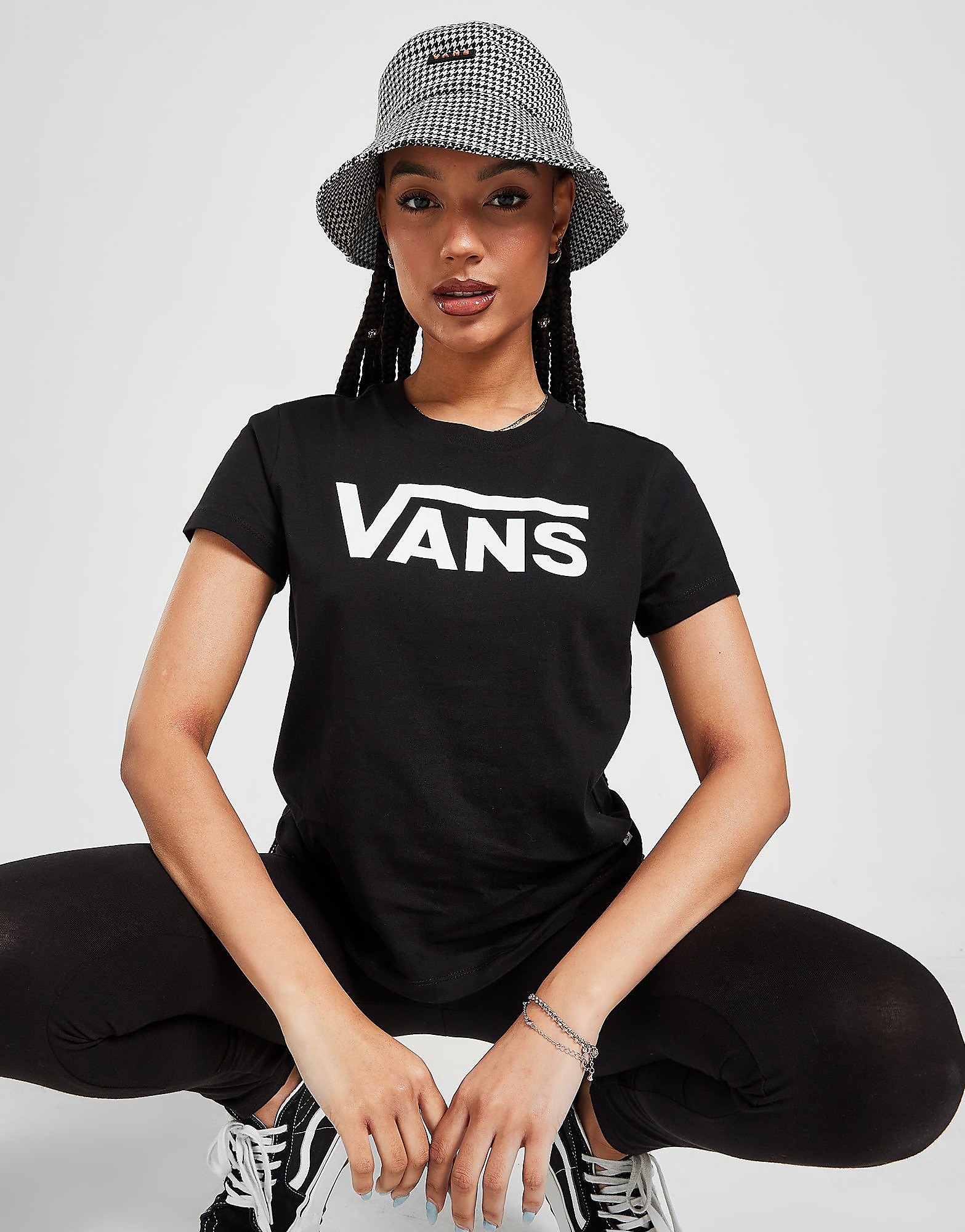 

Vans Flying V Logo T-Shirt - Black/White - Womens, Black/White