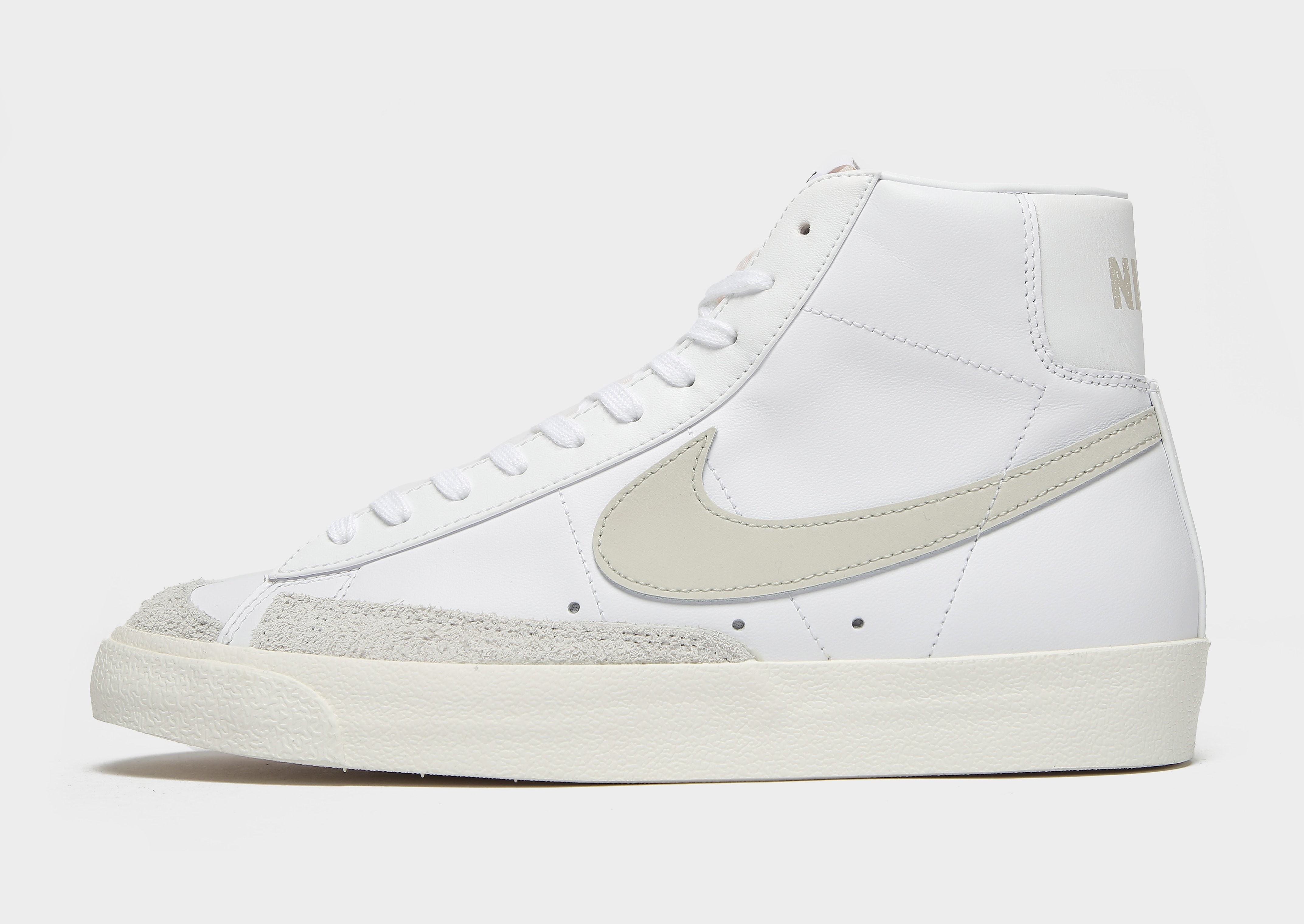 

Nike Blazer Mid '77 - White/Sail/Light Bone - Mens, White/Sail/Light Bone