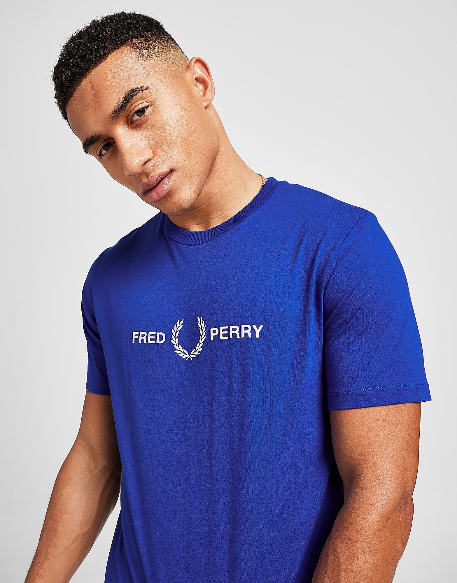 

Fred Perry Central Logo Short Sleeve T-Shirt - Blue/White, Blue/White