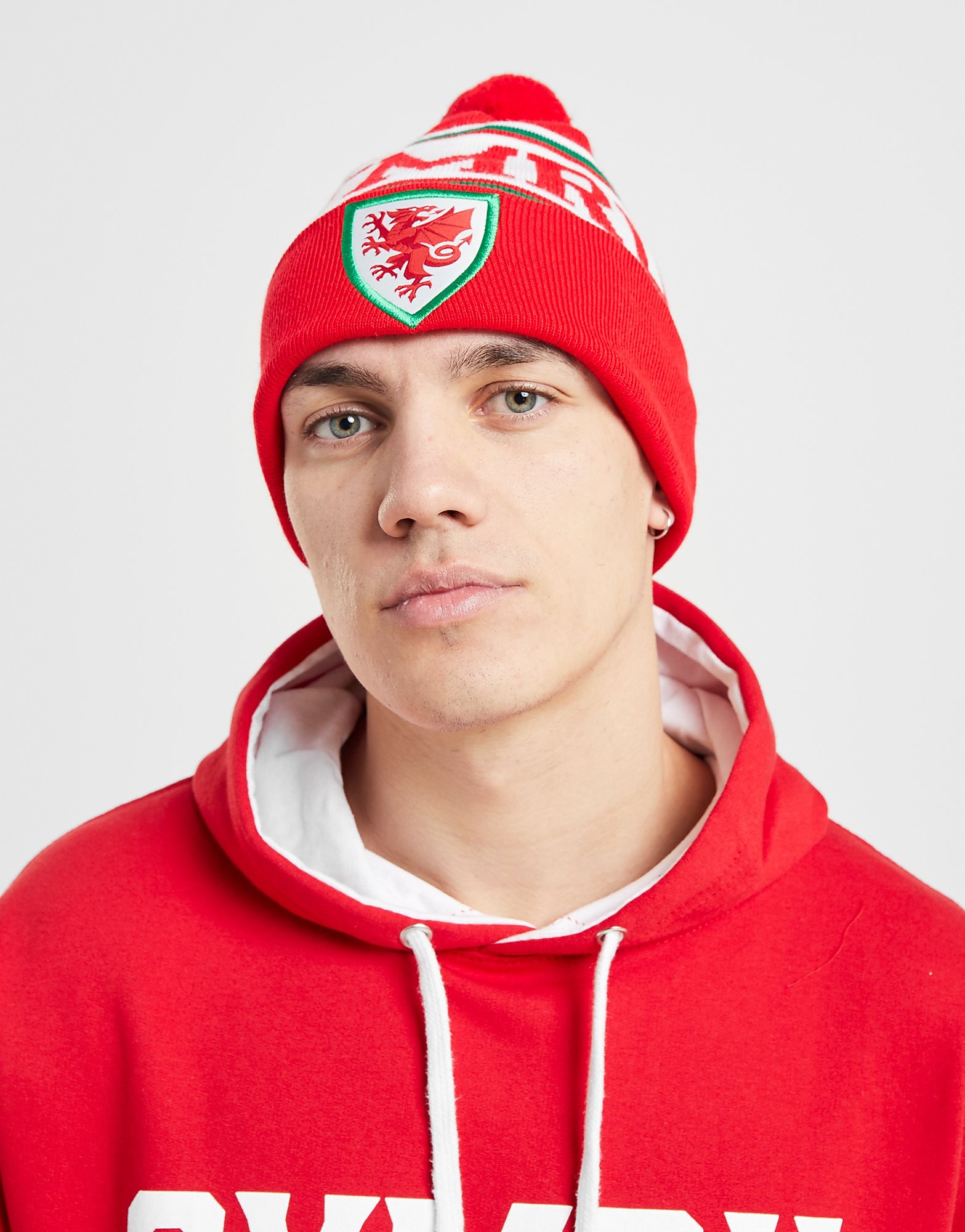

Official Team Wales FA Bobble Hat - Red - Womens, Red