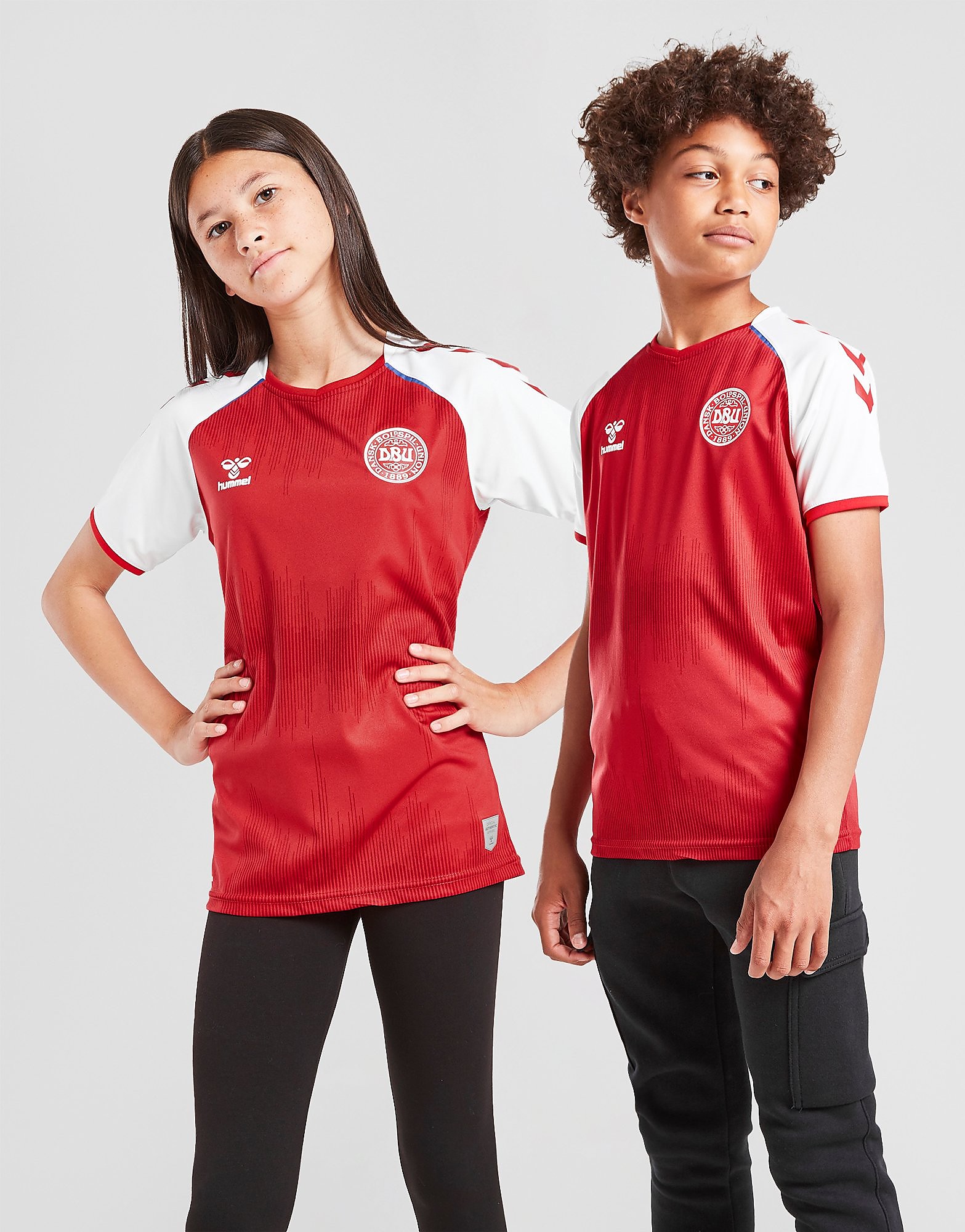 

Hummel Denmark 2021/22 Home Shirt Junior - Red - Kids, Red