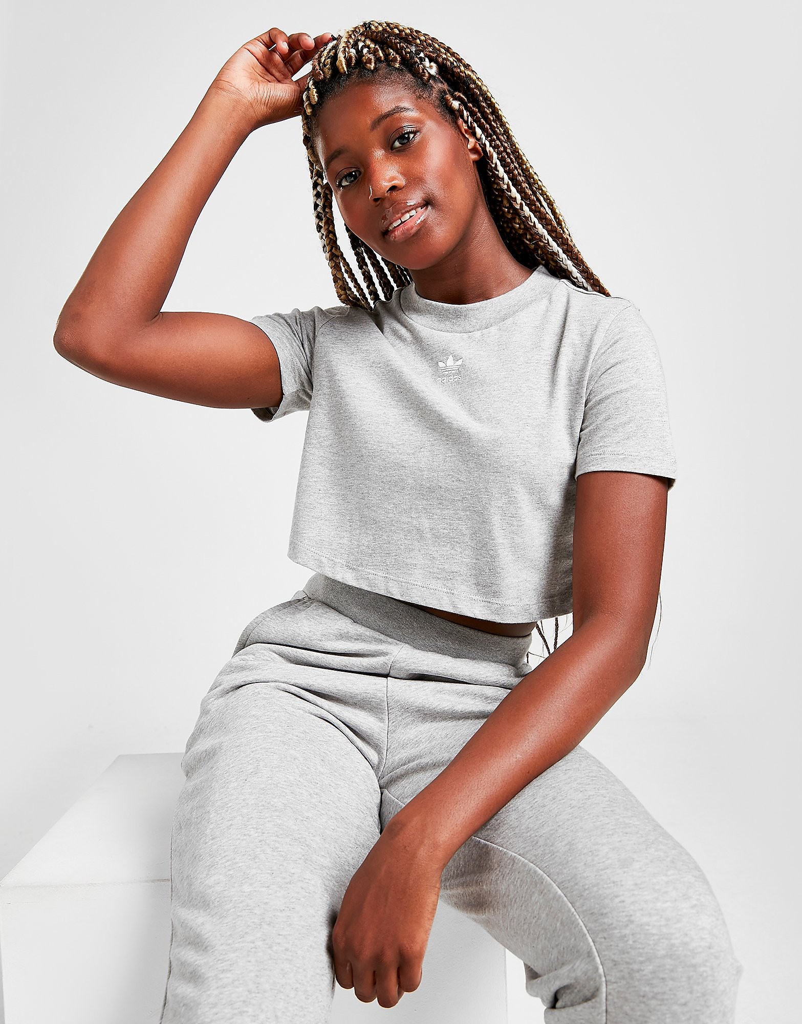 

adidas Originals Essential Crop T-Shirt - Medium Grey Heather/White, Medium Grey Heather/White