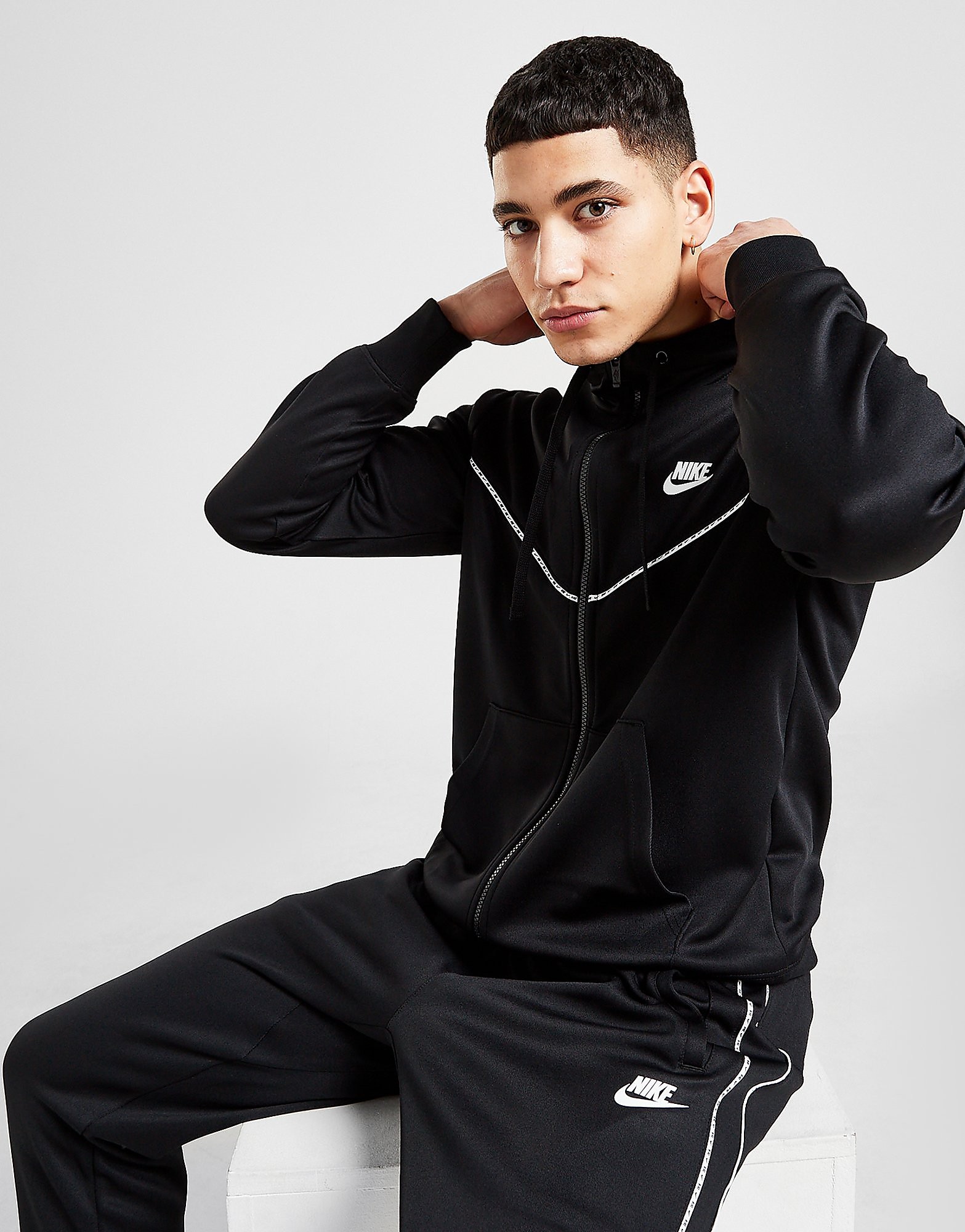 

Nike Repeat Logo Full Zip Hoodie - Black/White - Mens, Black/White