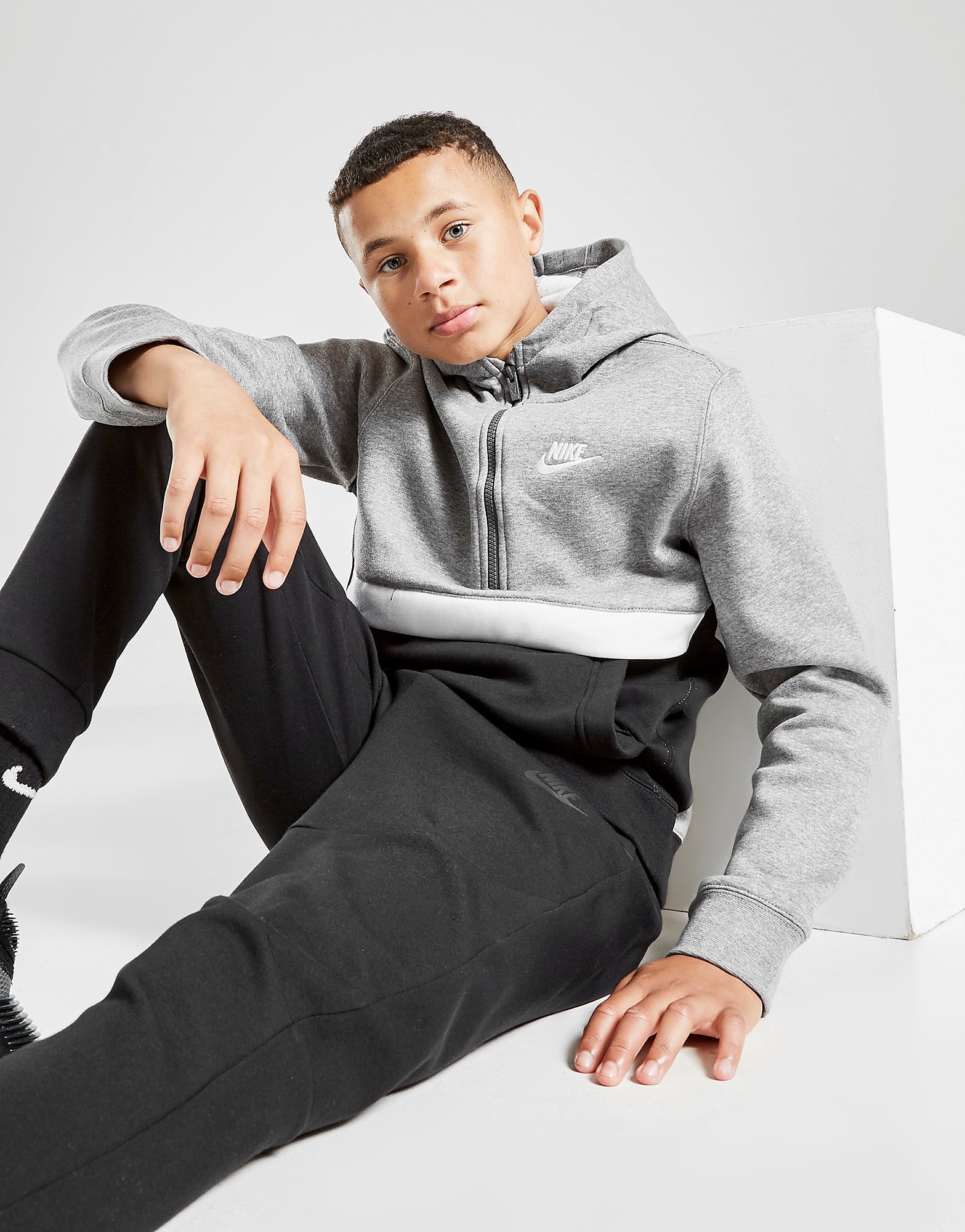 

Nike Club 1/2 Zip Hoodie Junior - Carbon Heather/Black/Dark Grey/White - Kids, Carbon Heather/Black/Dark Grey/White