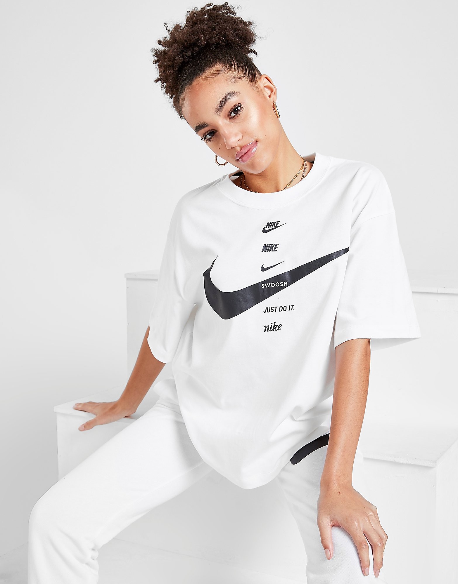 

Nike Swoosh Short Sleeve T-Shirt - White/Black - Womens, White/Black