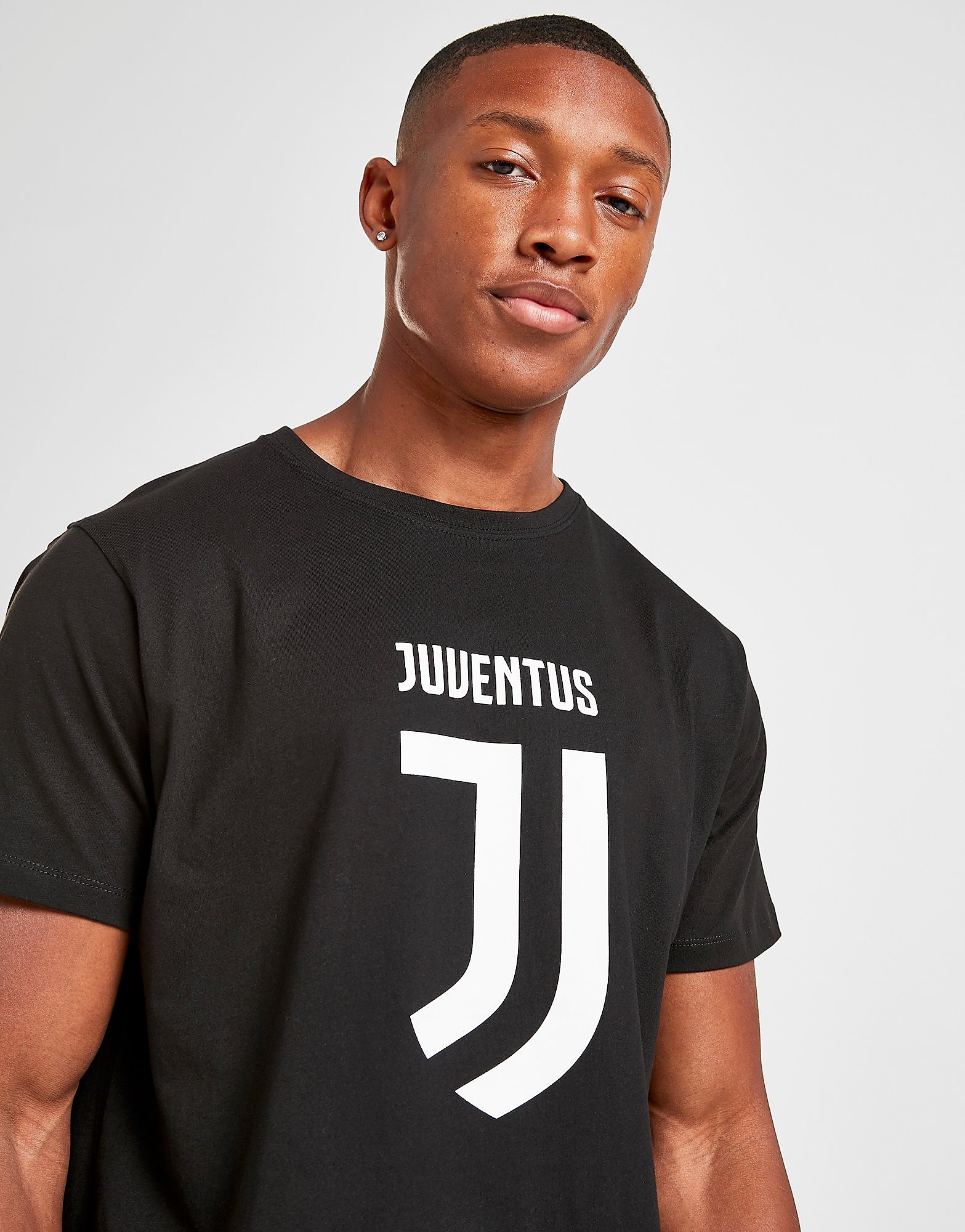 

Official Team Juventus Crest T-Shirt - Black - Mens, Black