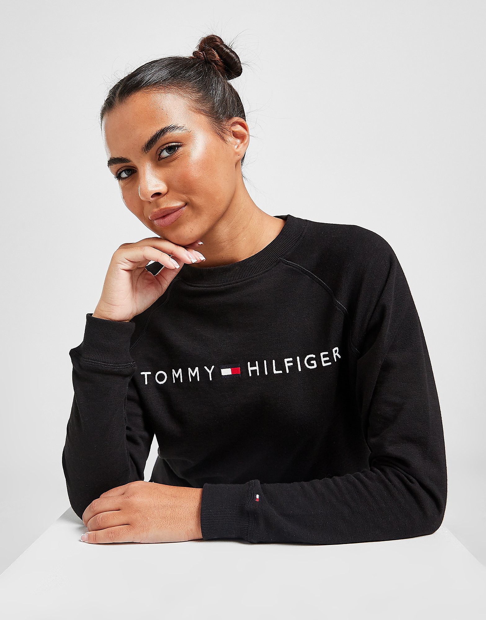 

Tommy Hilfiger Logo Crew Sweatshirt - Black - Womens, Black