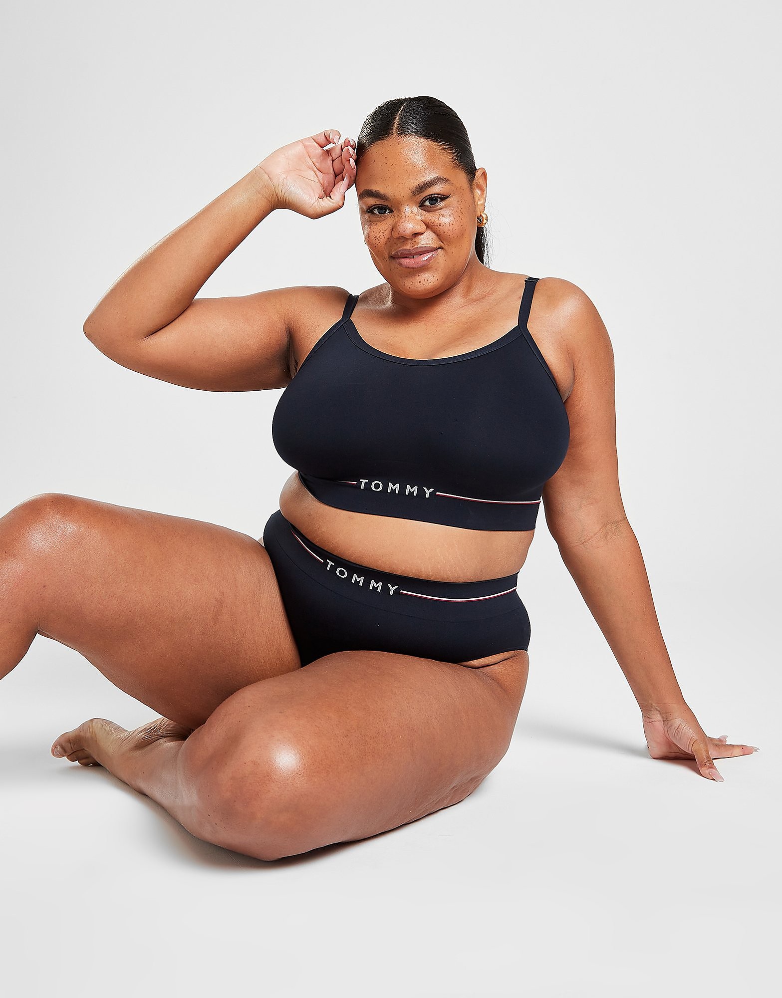 

Tommy Hilfiger Underwear Curve Seamless Briefs - Navy/Red - Womens, Navy/Red