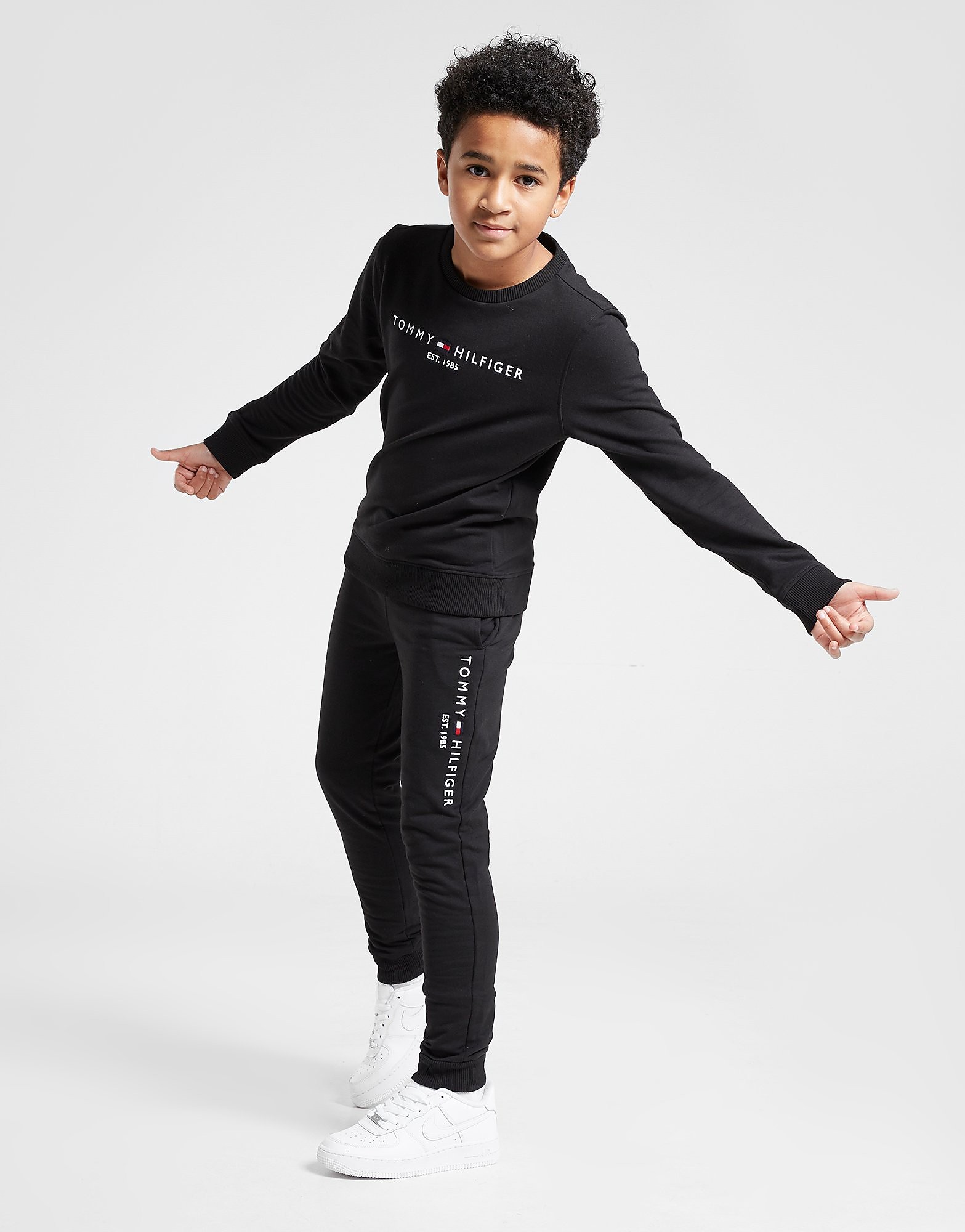 

Tommy Hilfiger Essential Crew Tracksuit Junior - Black - Kids, Black