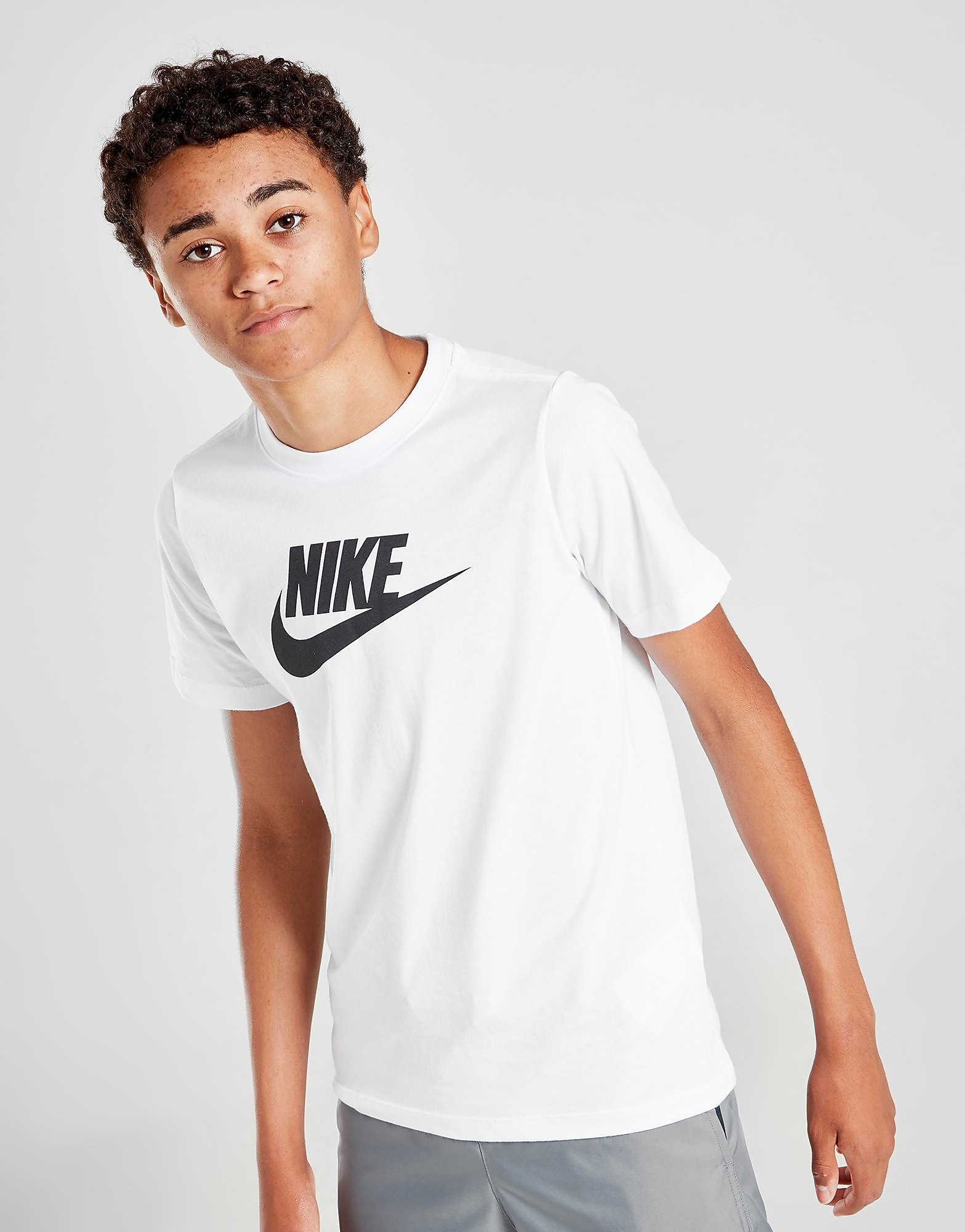 

Nike Futura Logo T-Shirt Junior - White - Kids, White
