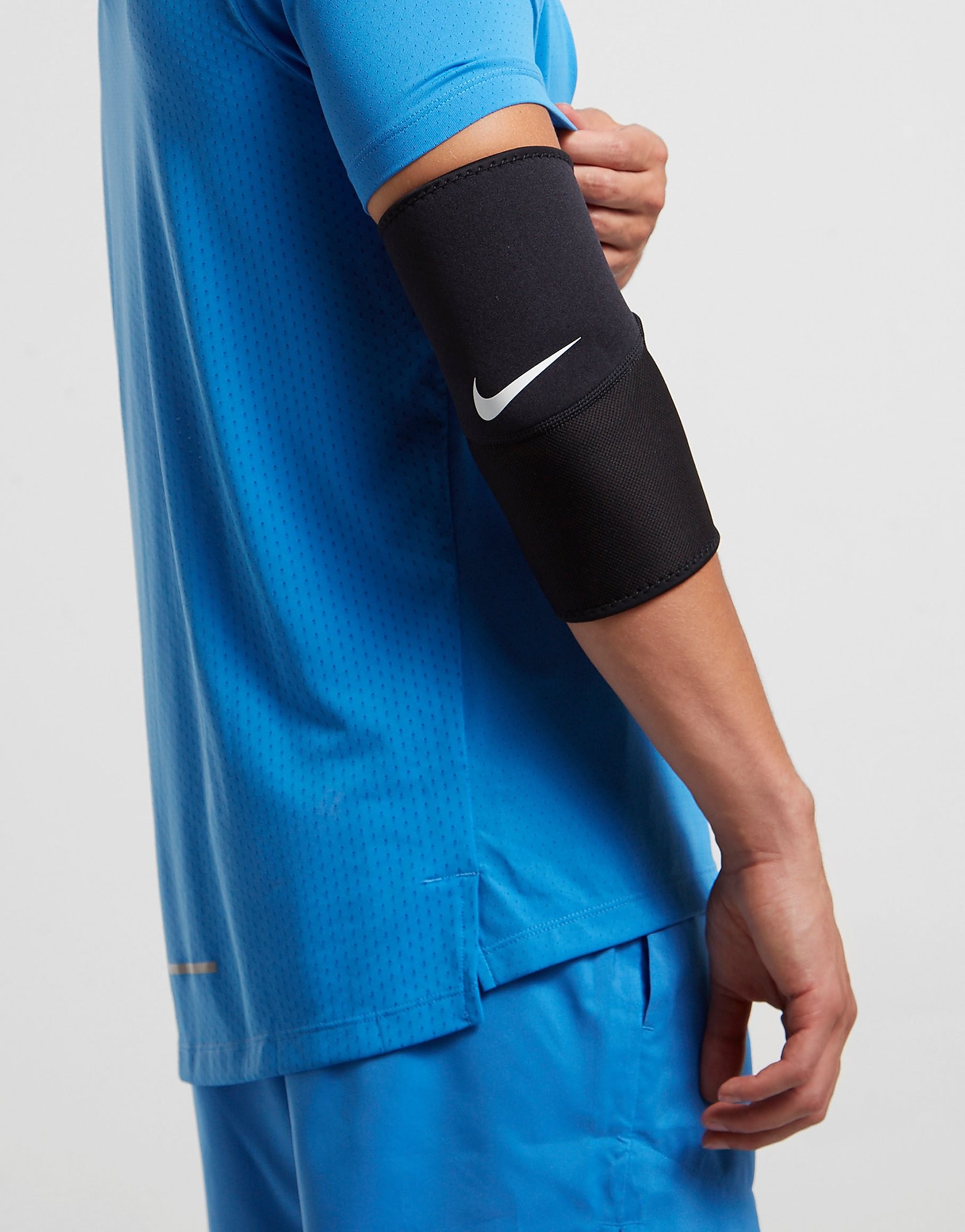 Nike Pro Combat Elbow Sleeve 2.0 - Black - Womens, Black
