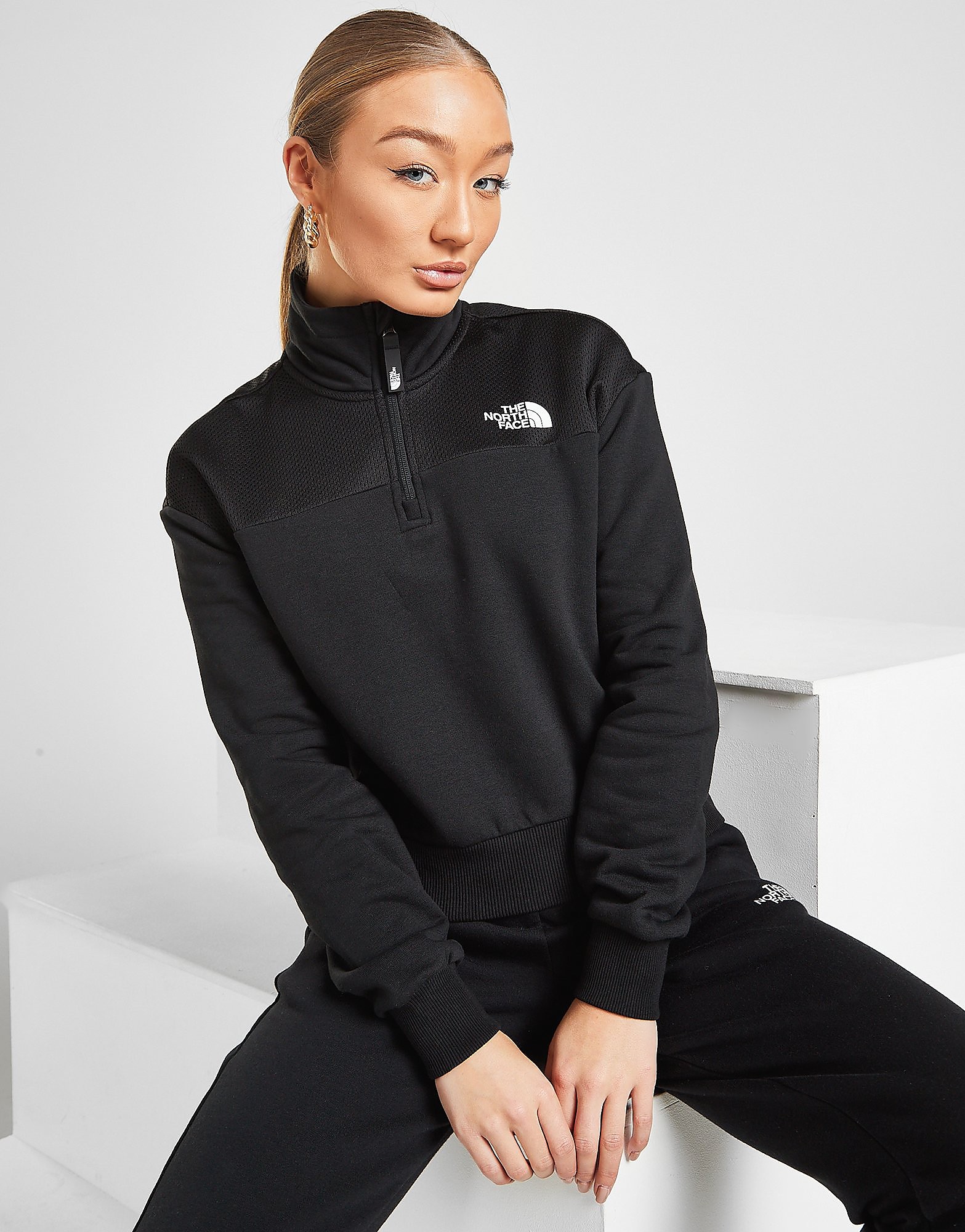 

The North Face Mesh 1/4 Zip Sweatshirt - Only at JD - BLACK - Womens, BLACK