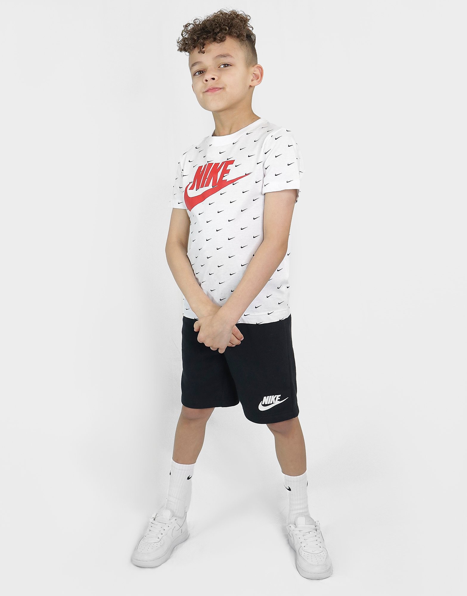 

Nike Swoosh All Over Print T-Shirt/Shorts Set Children - Only at JD - White/Black - Kids, White/Black