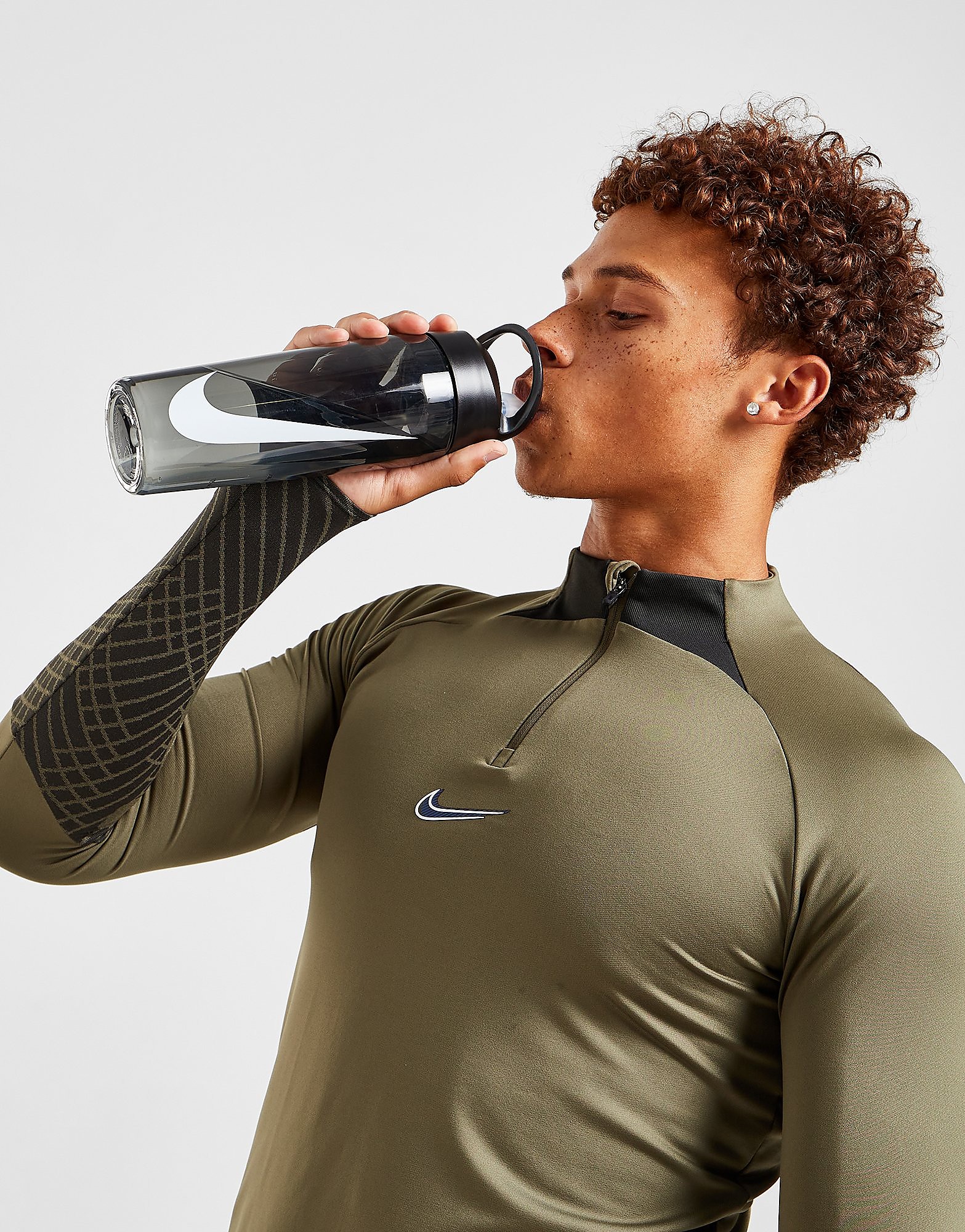 

Nike TR Hyper Charge Shaker Bottle - Grey - Kids, Grey