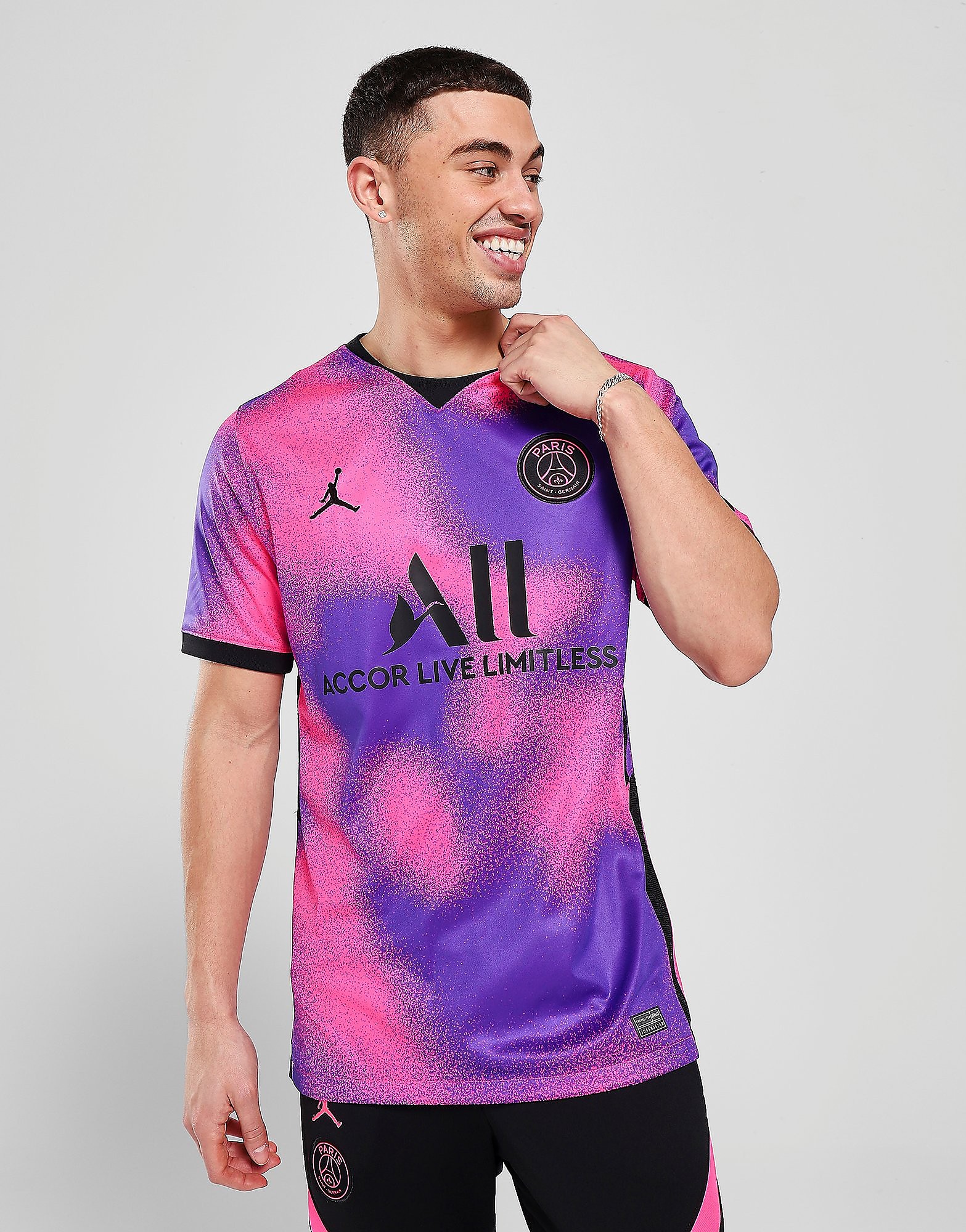 

Jordan Paris Saint Germain 2020/21 Fourth Shirt - Hyper Pink/Black/Purple - Mens, Hyper Pink/Black/Purple