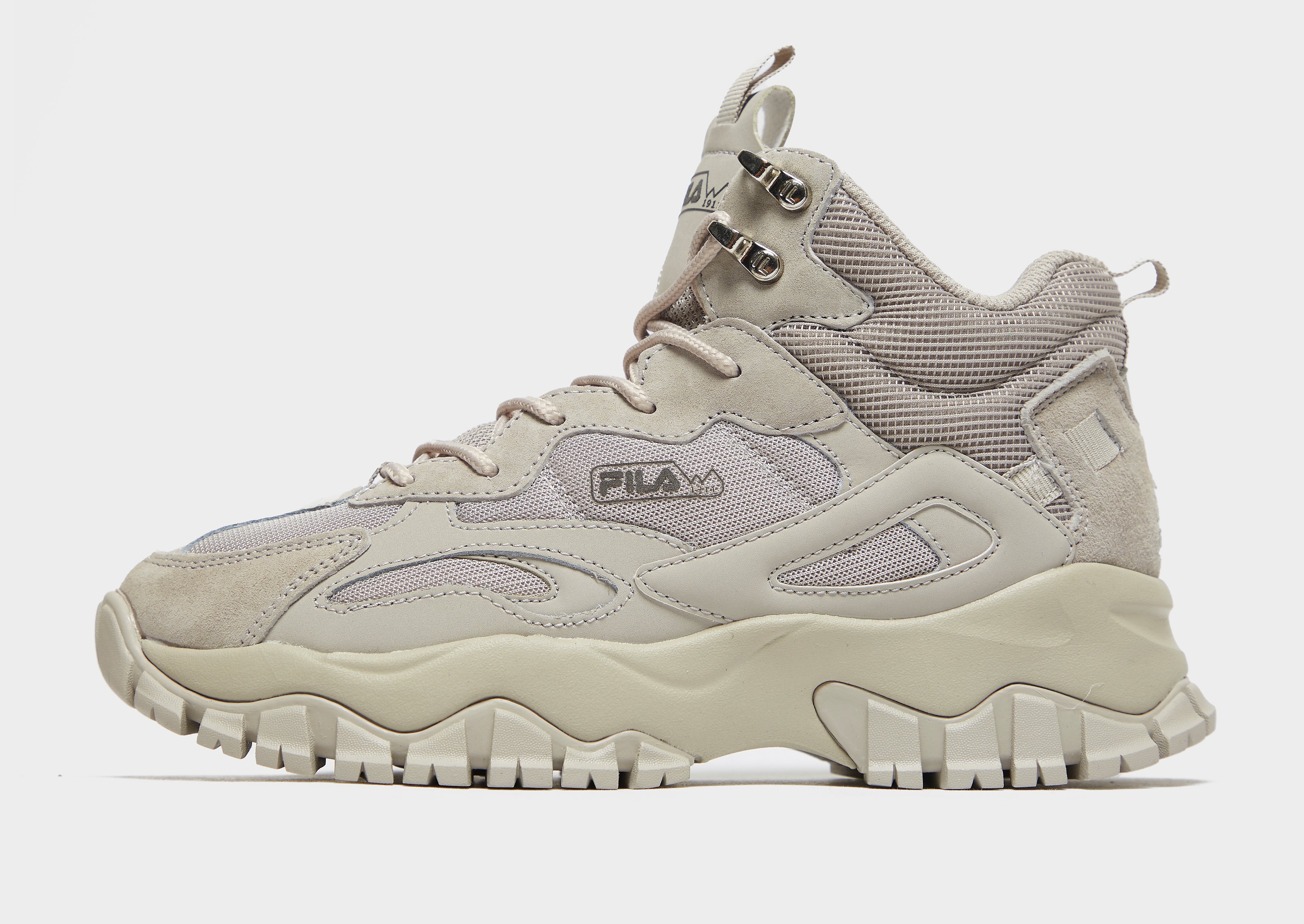 

Fila Ray Tracer Trail Mid Women's - Only at JD - Beige, Beige