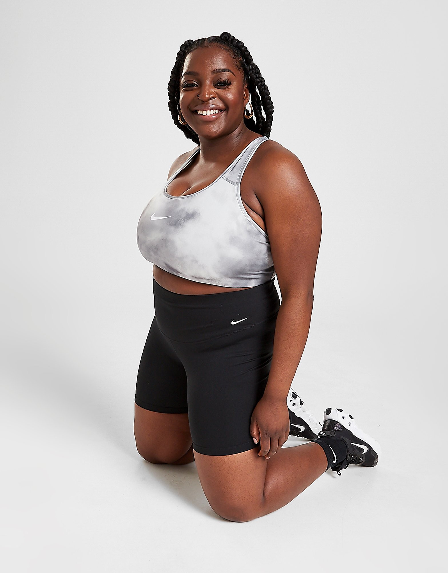 

Nike Training One Plus Size 7" Shorts - Black/White - Womens, Black/White