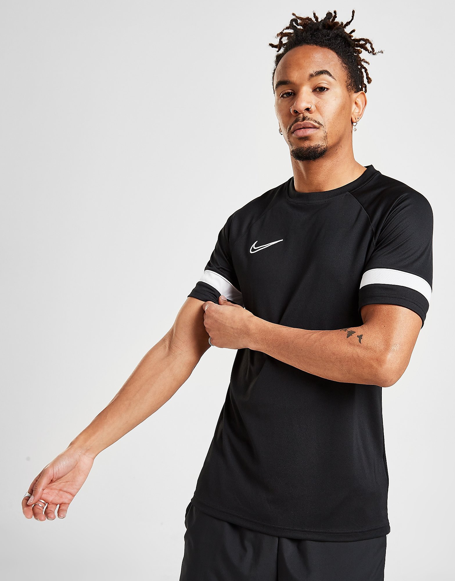 

Nike Academy Essential T-Shirt - Black/White/White/White - Mens, Black/White/White/White